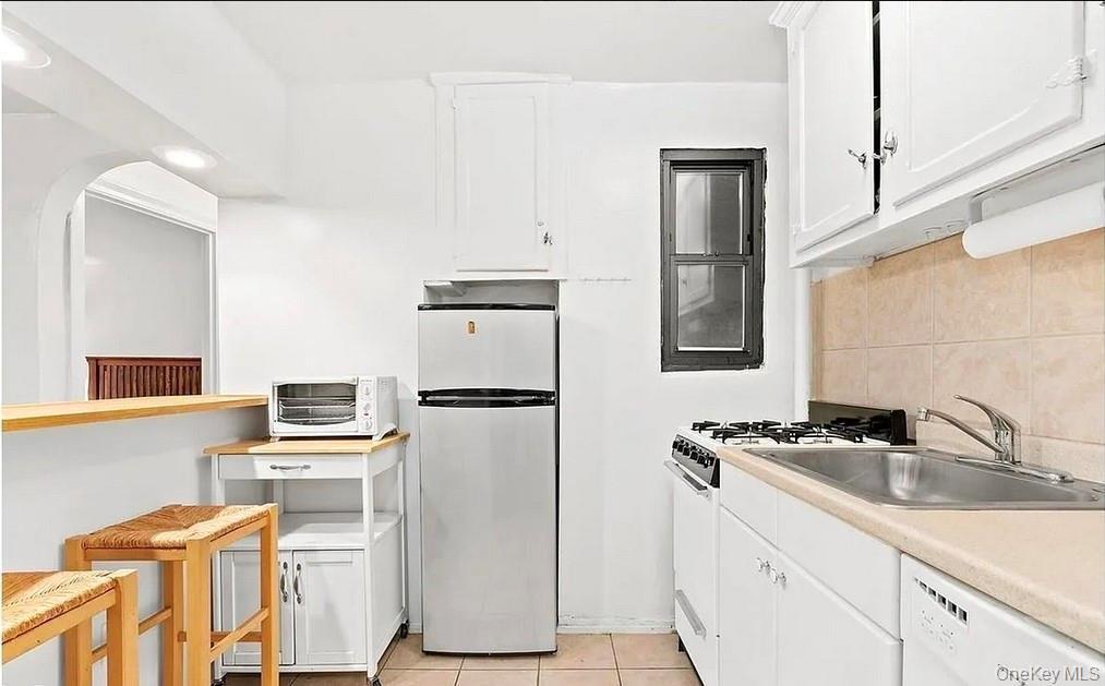 Apartment 24th  Manhattan, NY 10010, MLS-941934-7