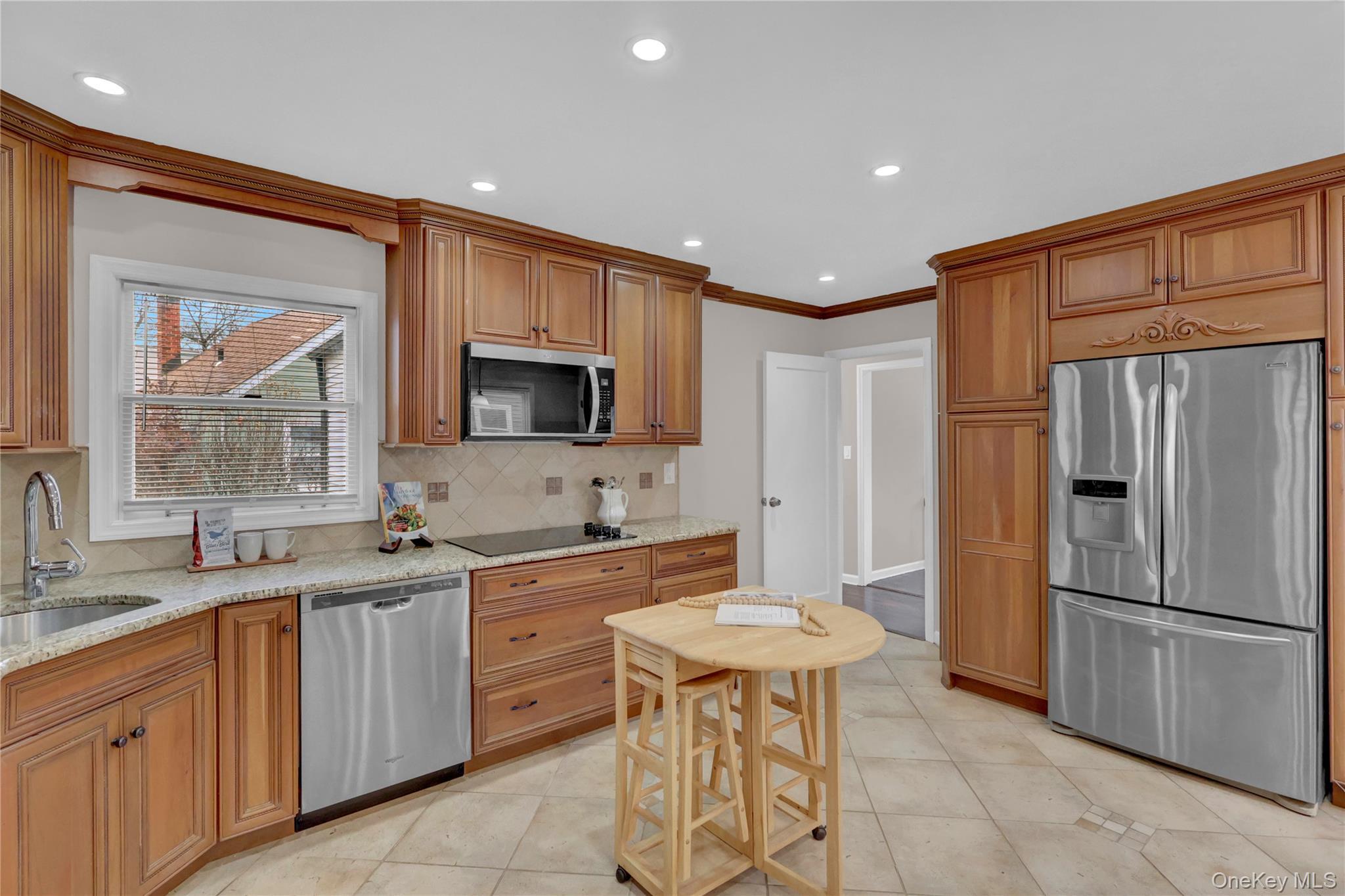 Single Family Union  Nassau County, NY 11553, MLS-941937-8