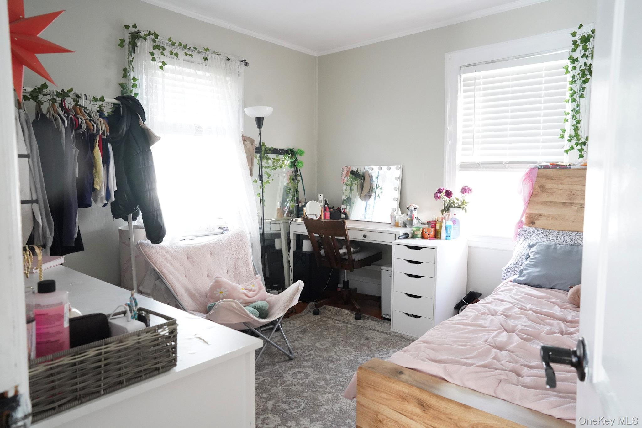 Single Family Everett  Nassau County, NY 11563, MLS-941938-14