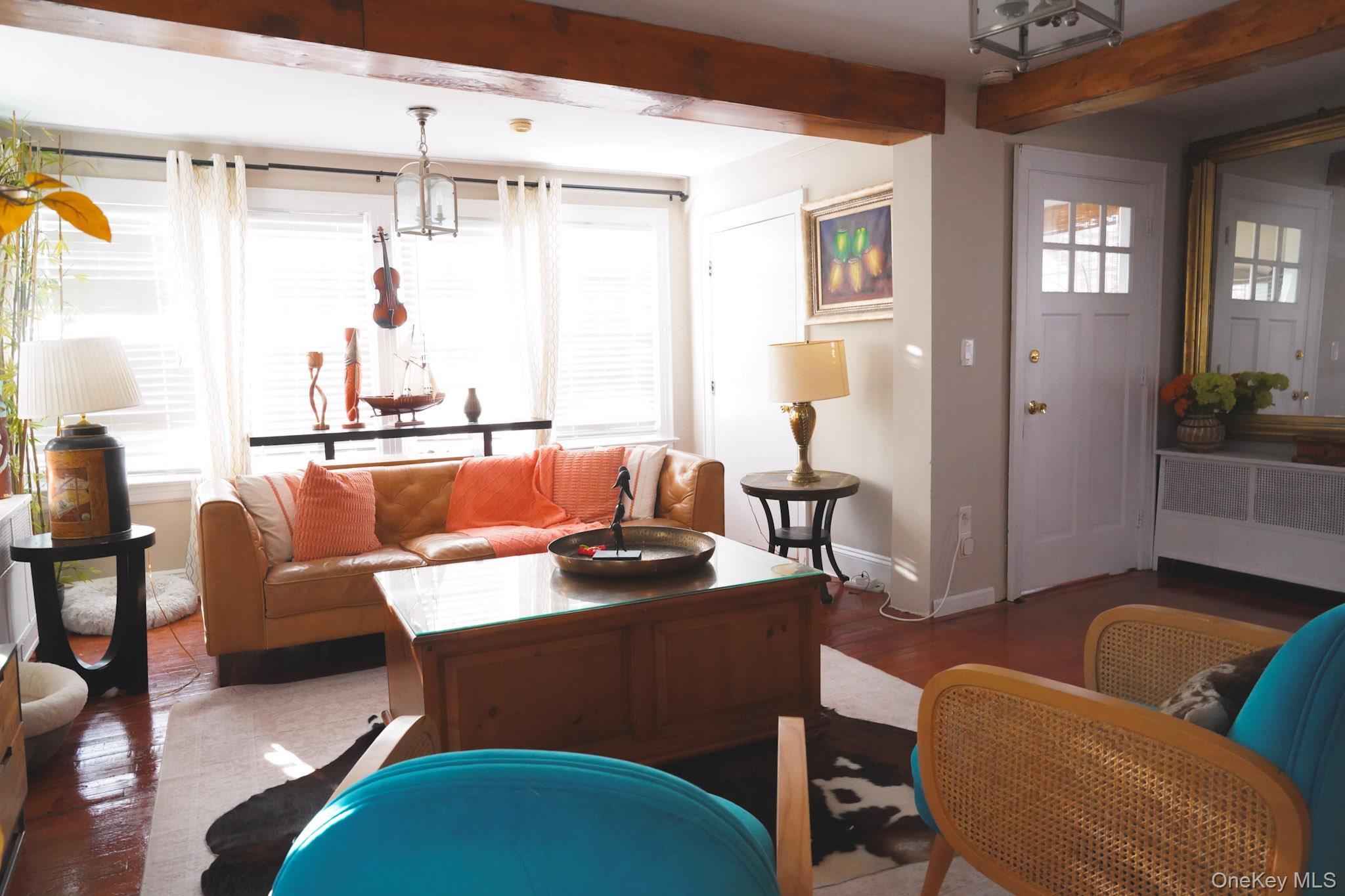 Single Family Everett  Nassau County, NY 11563, MLS-941938-4