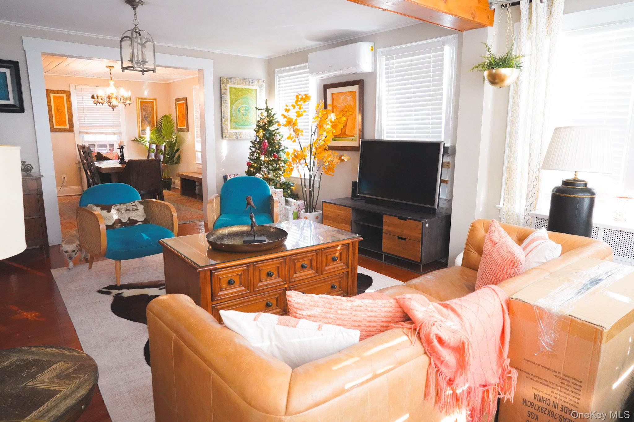 Single Family Everett  Nassau County, NY 11563, MLS-941938-6