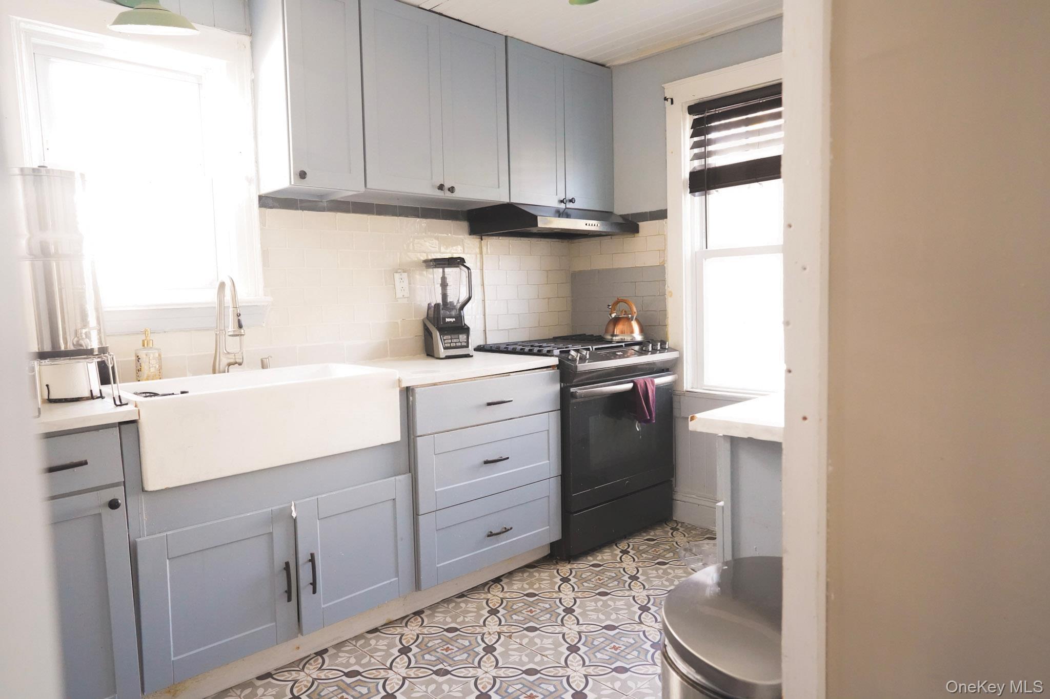 Single Family Everett  Nassau County, NY 11563, MLS-941938-9