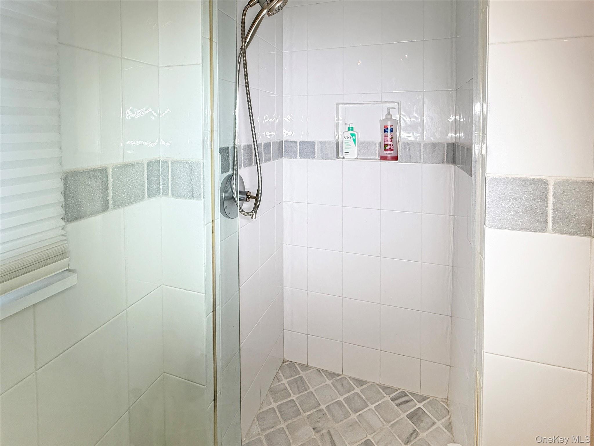 Single Family Pleasant Ridge Dutchess County, NY 12603, MLS-941940-17