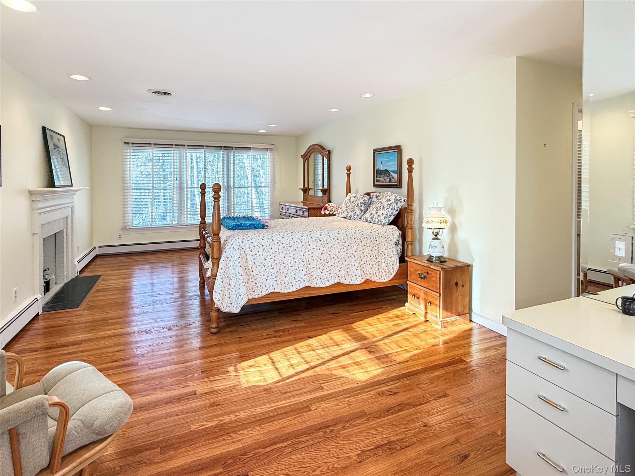 Single Family Pleasant Ridge Dutchess County, NY 12603, MLS-941940-21