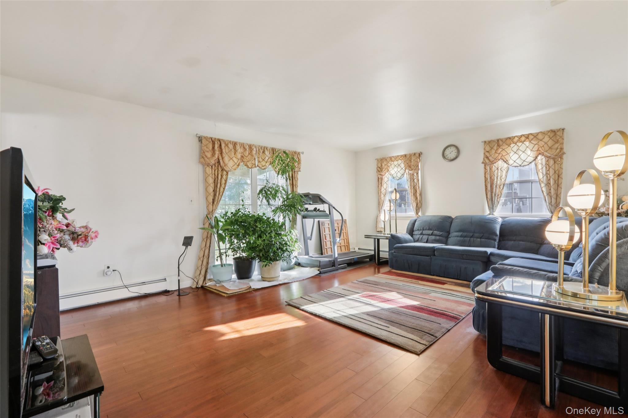 Single Family Lenox Rockland County, NY 10920, MLS-941970-17