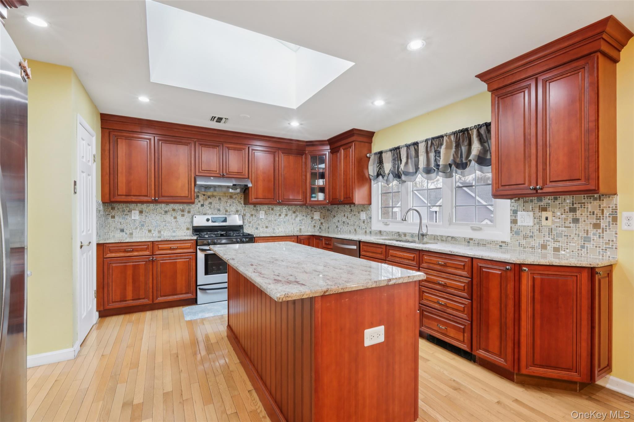 Single Family Lenox Rockland County, NY 10920, MLS-941970-6