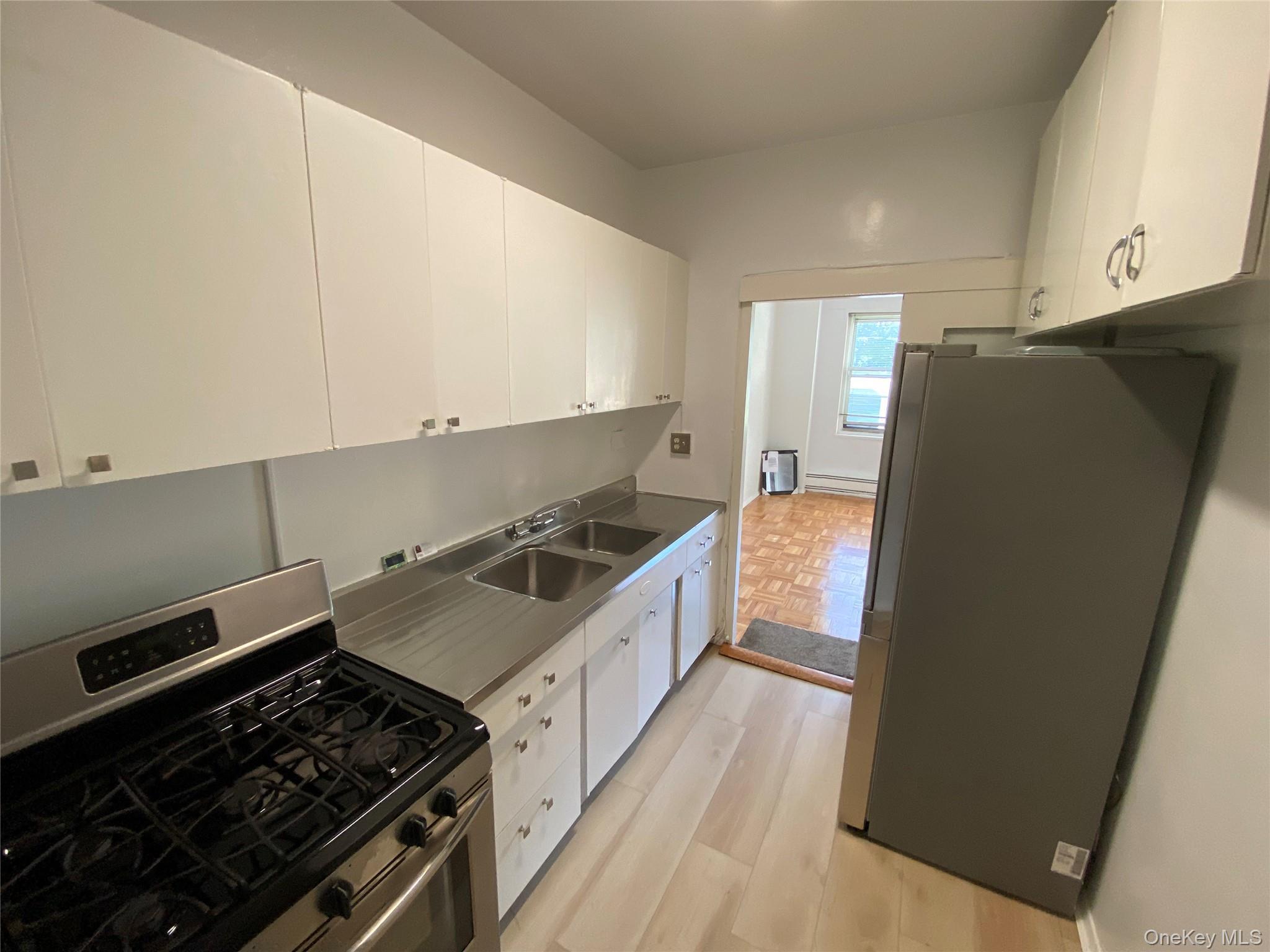 Apartment Fordham Hill  Bronx, NY 10468, MLS-941985-9