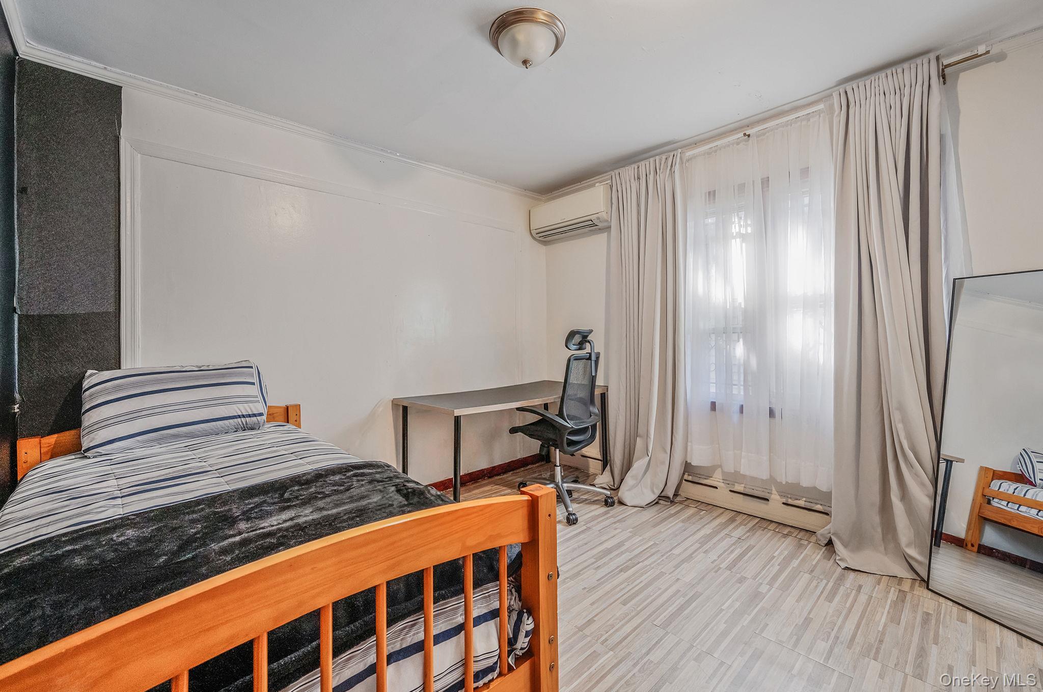 Single Family 85th Queens, NY 11432, MLS-942005-10