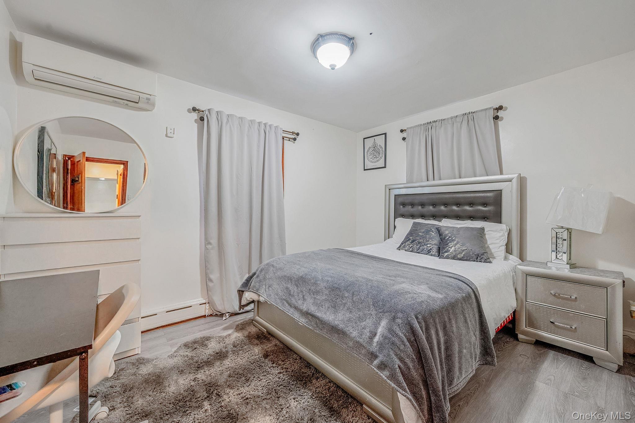 Single Family 85th Queens, NY 11432, MLS-942005-14