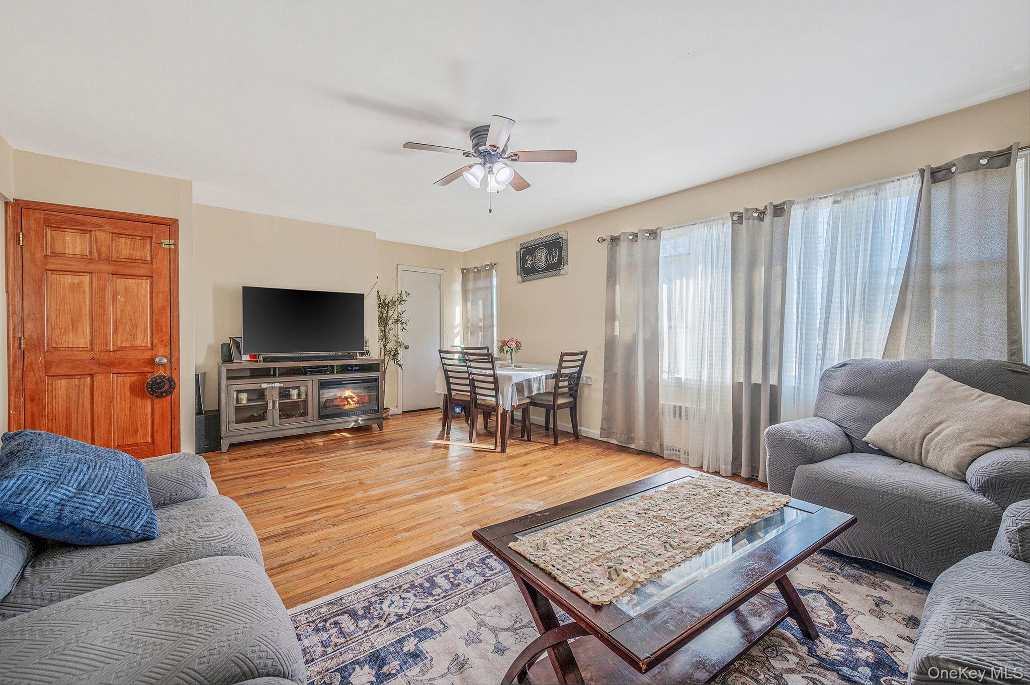 Single Family 85th Queens, NY 11432, MLS-942005-19