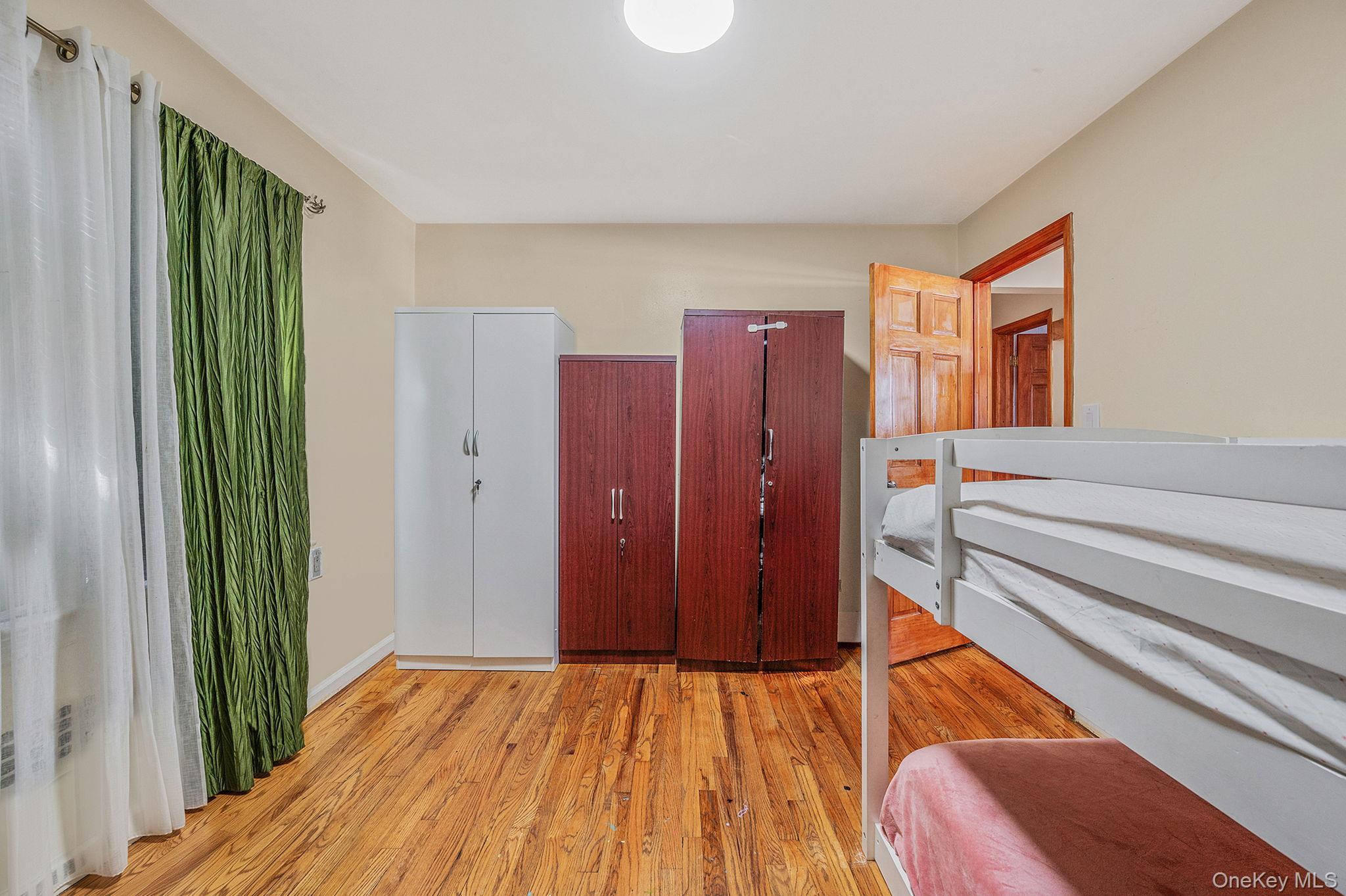 Single Family 85th Queens, NY 11432, MLS-942005-23