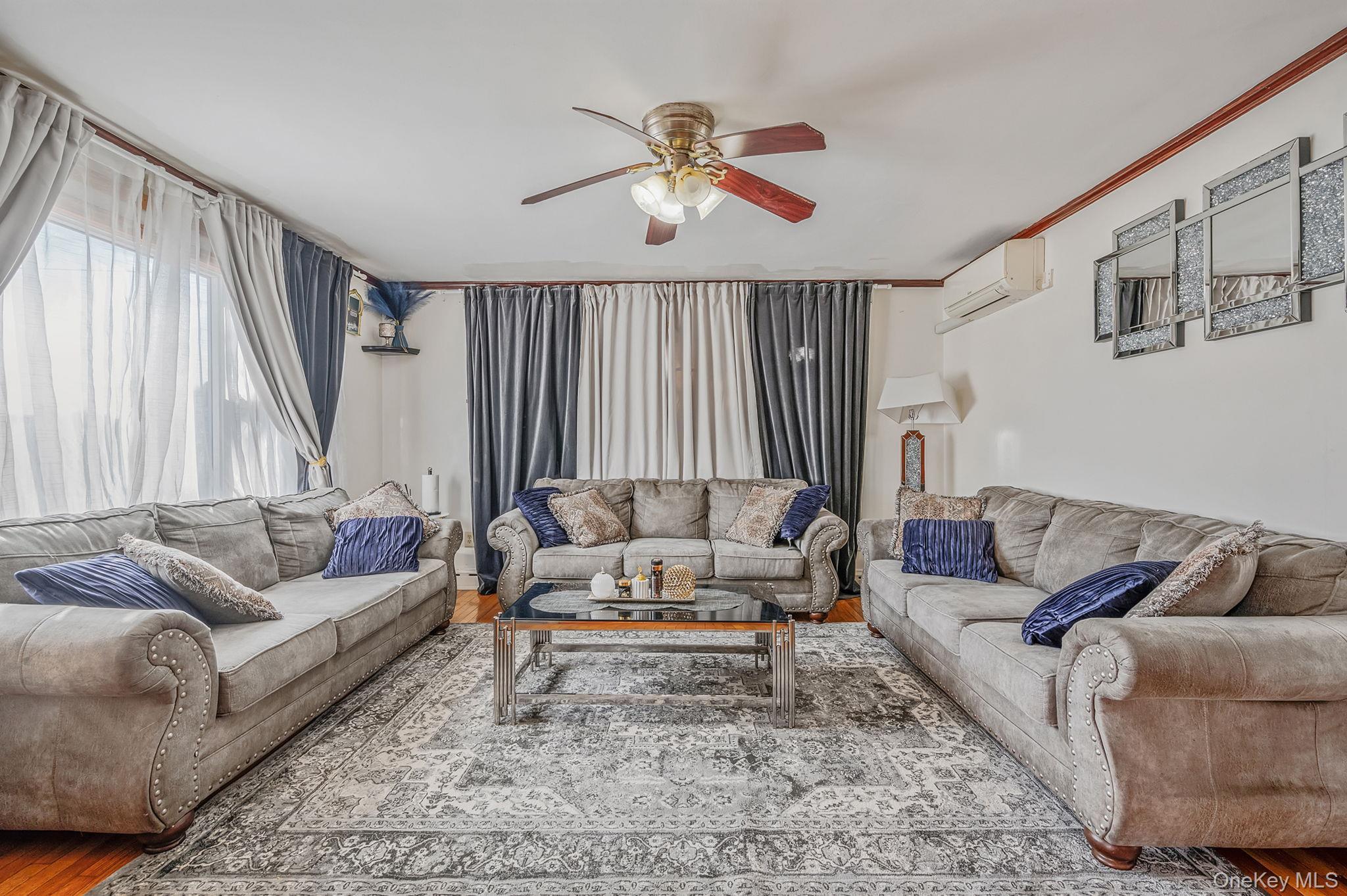 Single Family 85th Queens, NY 11432, MLS-942005-4