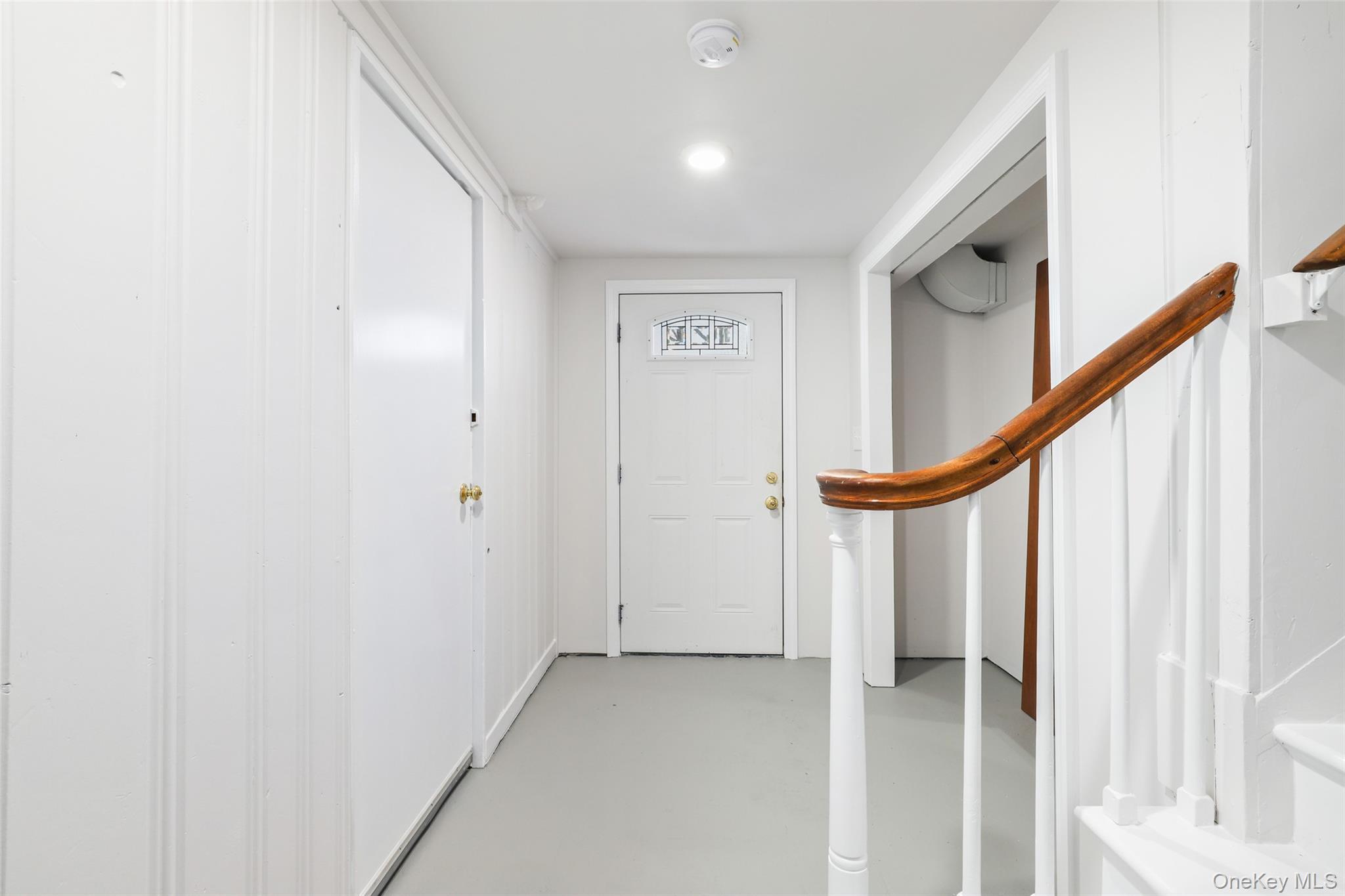 Single Family Oakridge Westchester County, NY 10573, MLS-942009-16