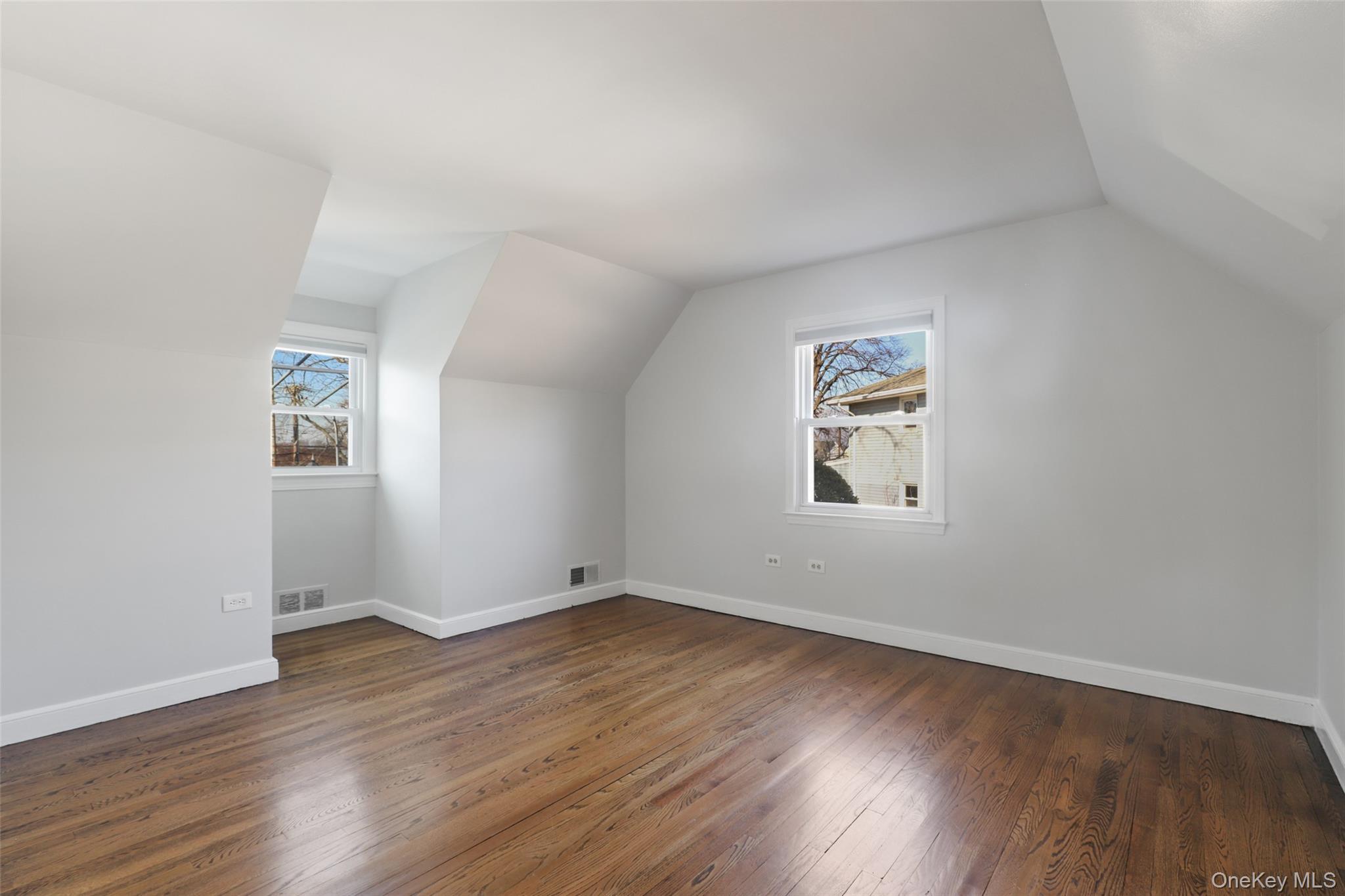 Single Family Oakridge Westchester County, NY 10573, MLS-942009-9