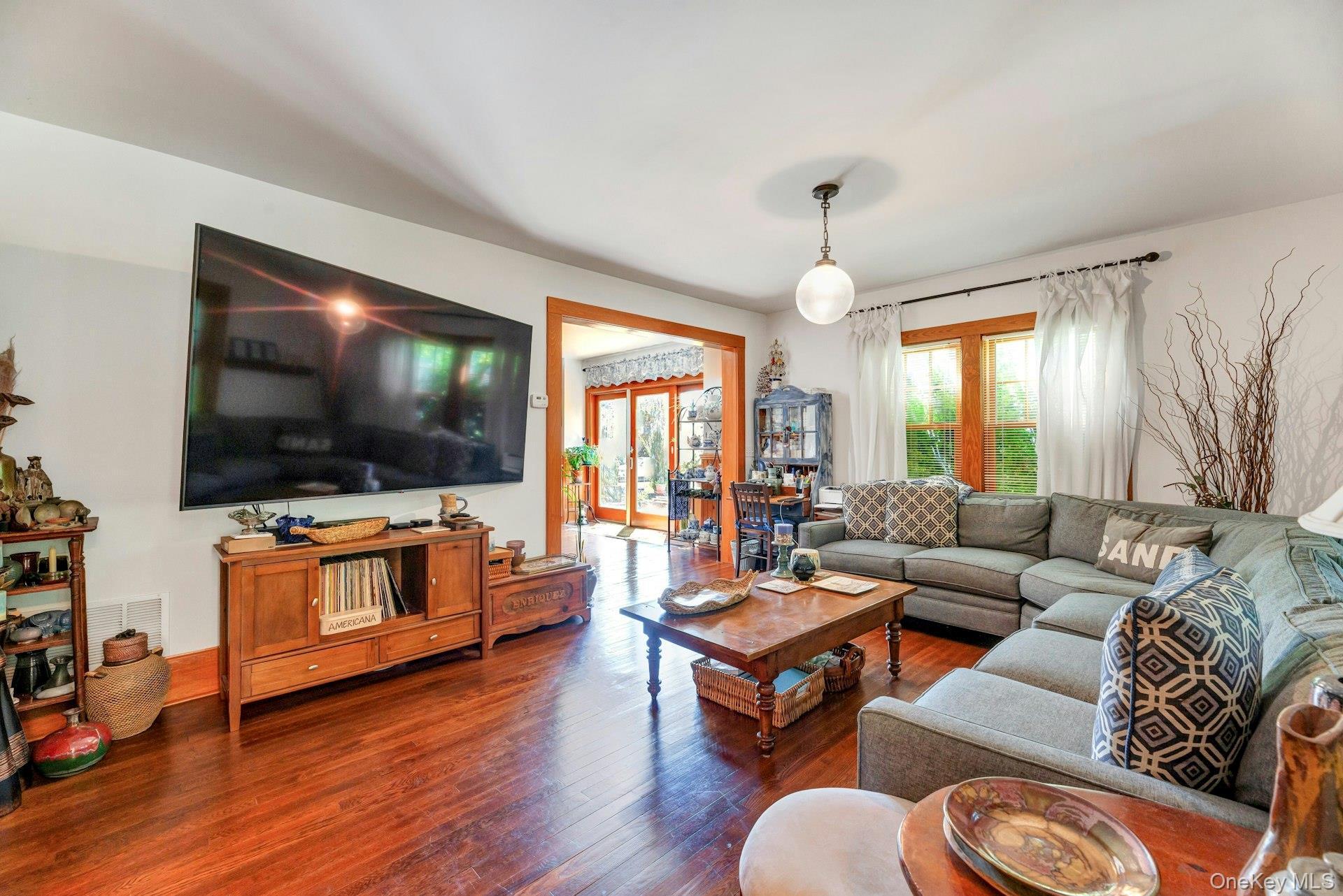 Single Family 9th Street  Suffolk County, NY 11944, MLS-942025-12