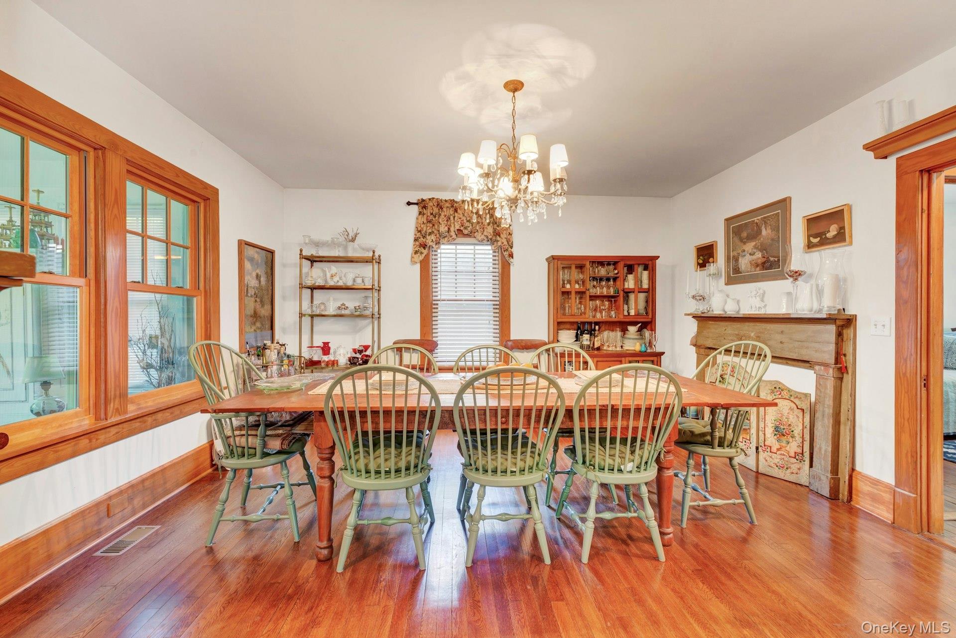 Single Family 9th Street  Suffolk County, NY 11944, MLS-942025-13