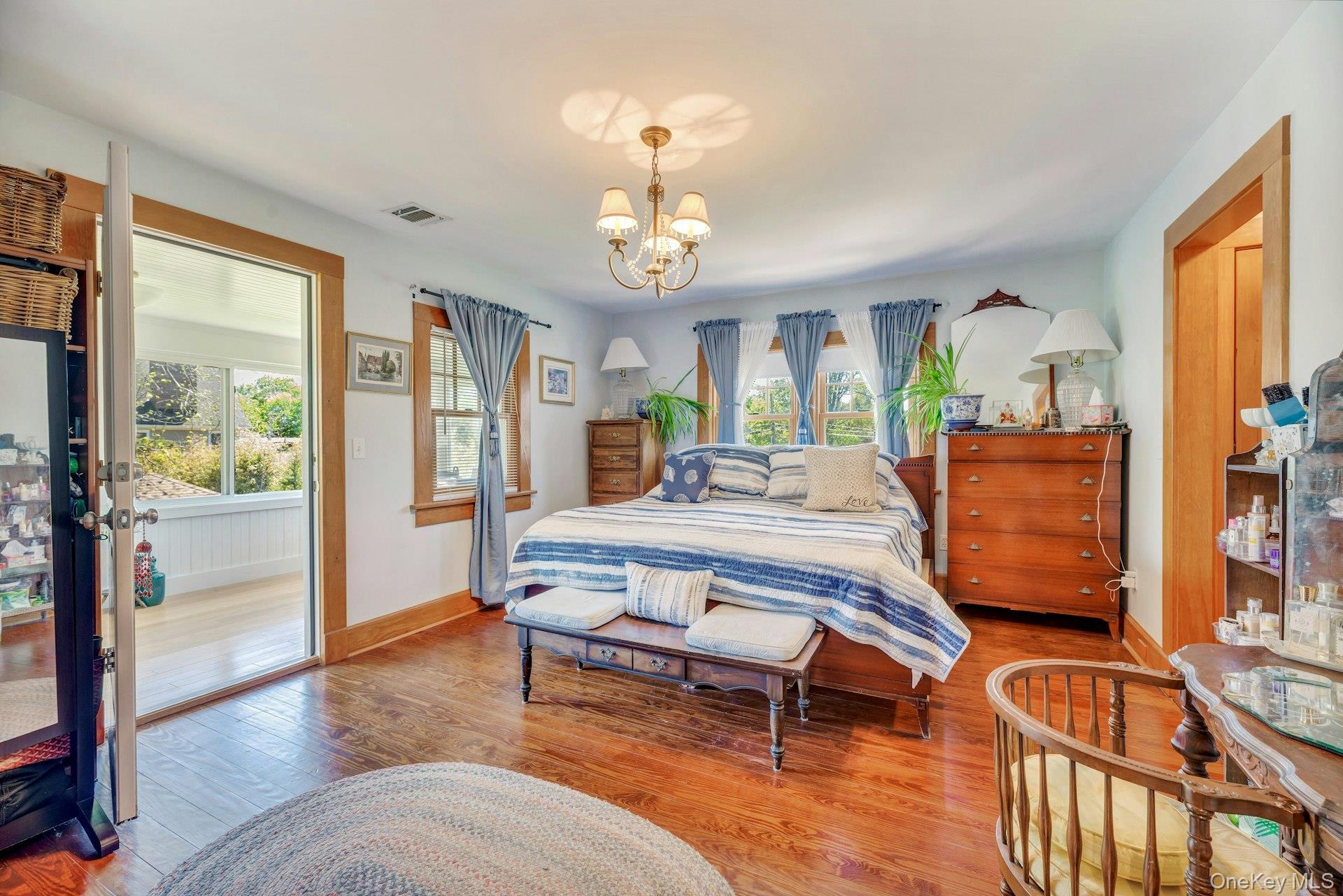 Single Family 9th Street  Suffolk County, NY 11944, MLS-942025-28
