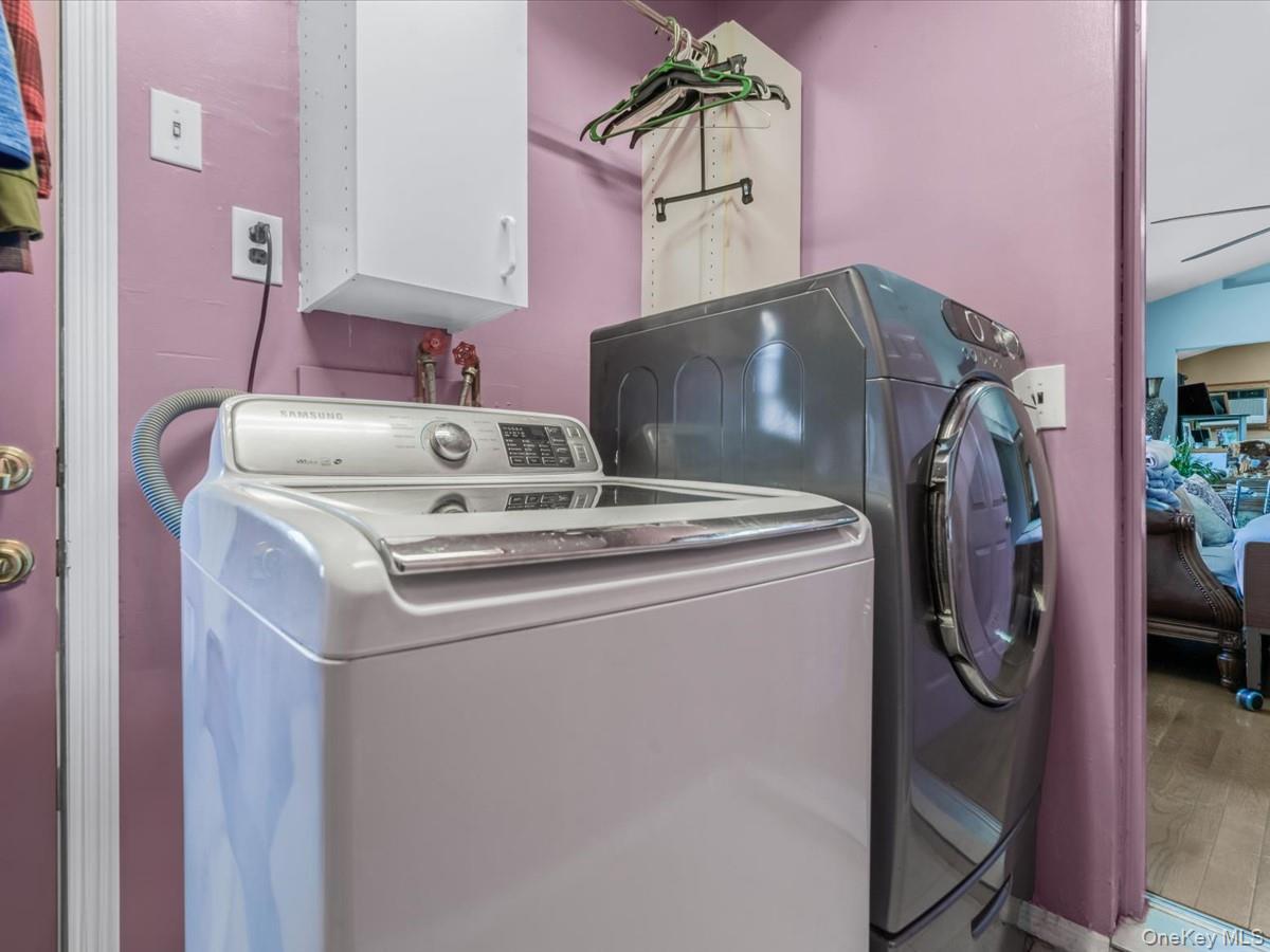 Single Family Cable Nassau County, NY 11801, MLS-942029-16