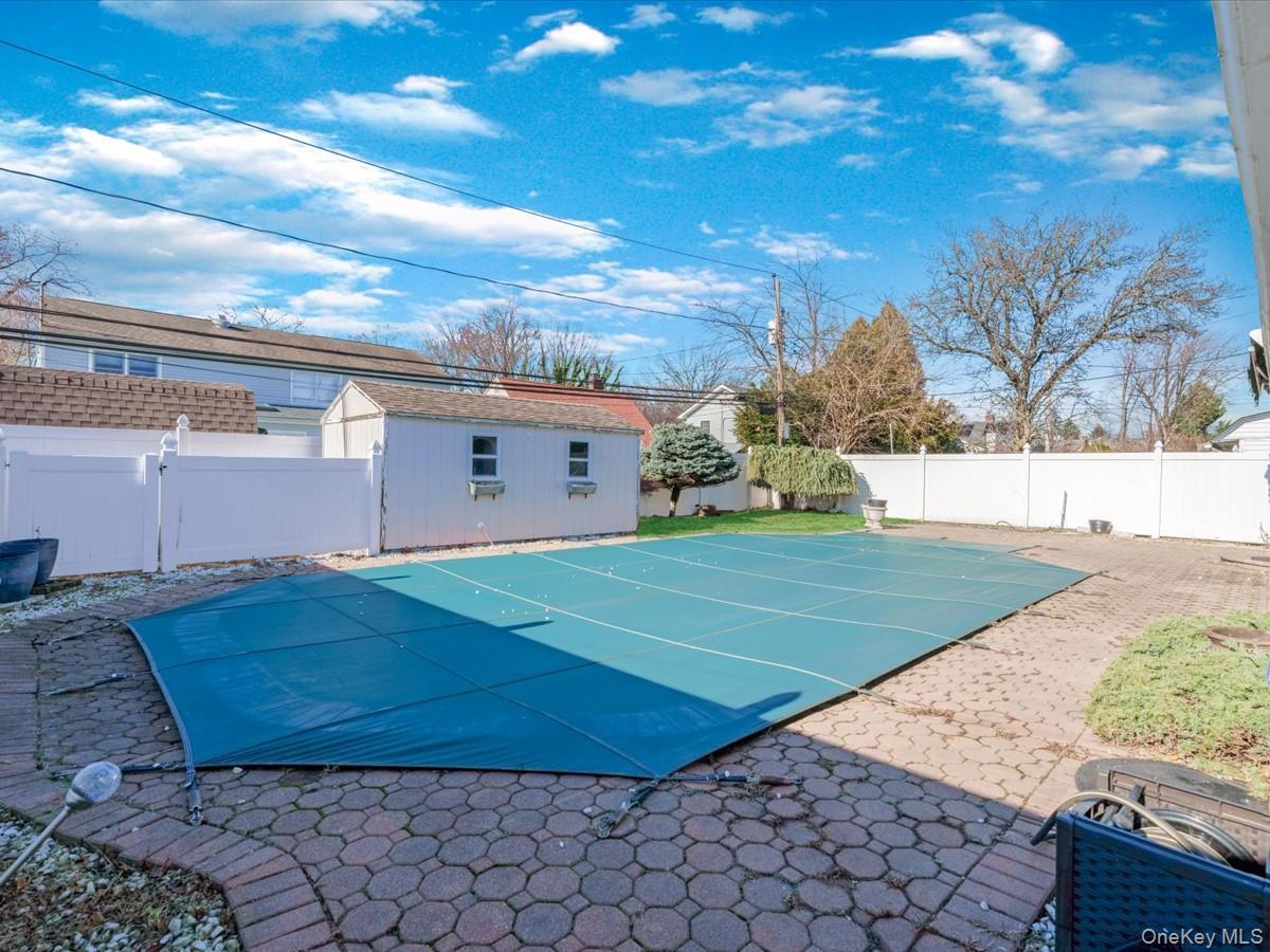 Single Family Cable Nassau County, NY 11801, MLS-942029-18