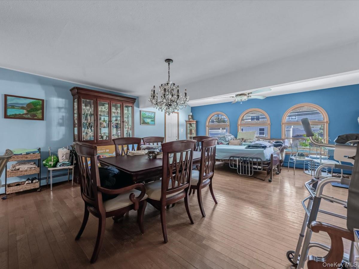 Single Family Cable Nassau County, NY 11801, MLS-942029-5