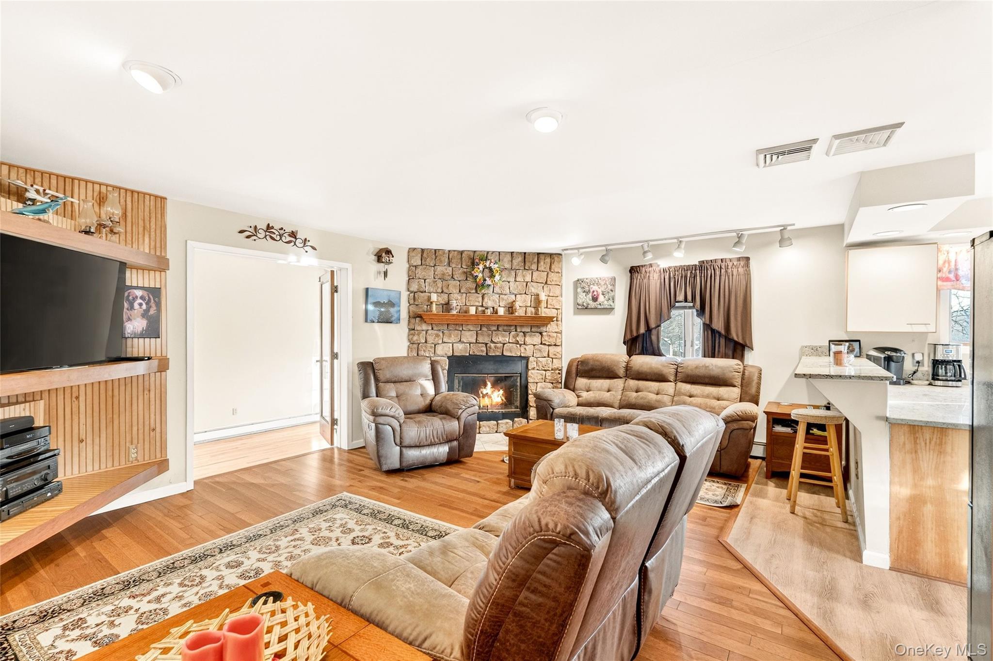 Single Family Orrs Mills  Orange County, NY 12553, MLS-942045-23