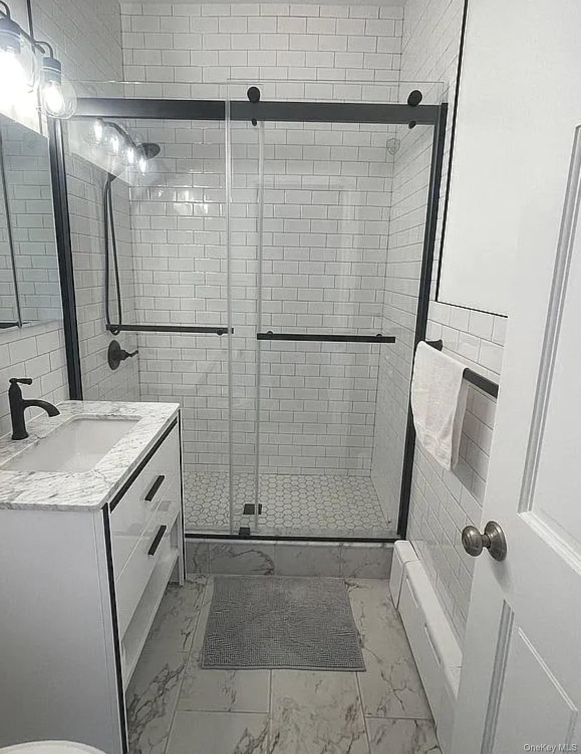 Single Family Richardson  Brooklyn, NY 11222, MLS-942049-6