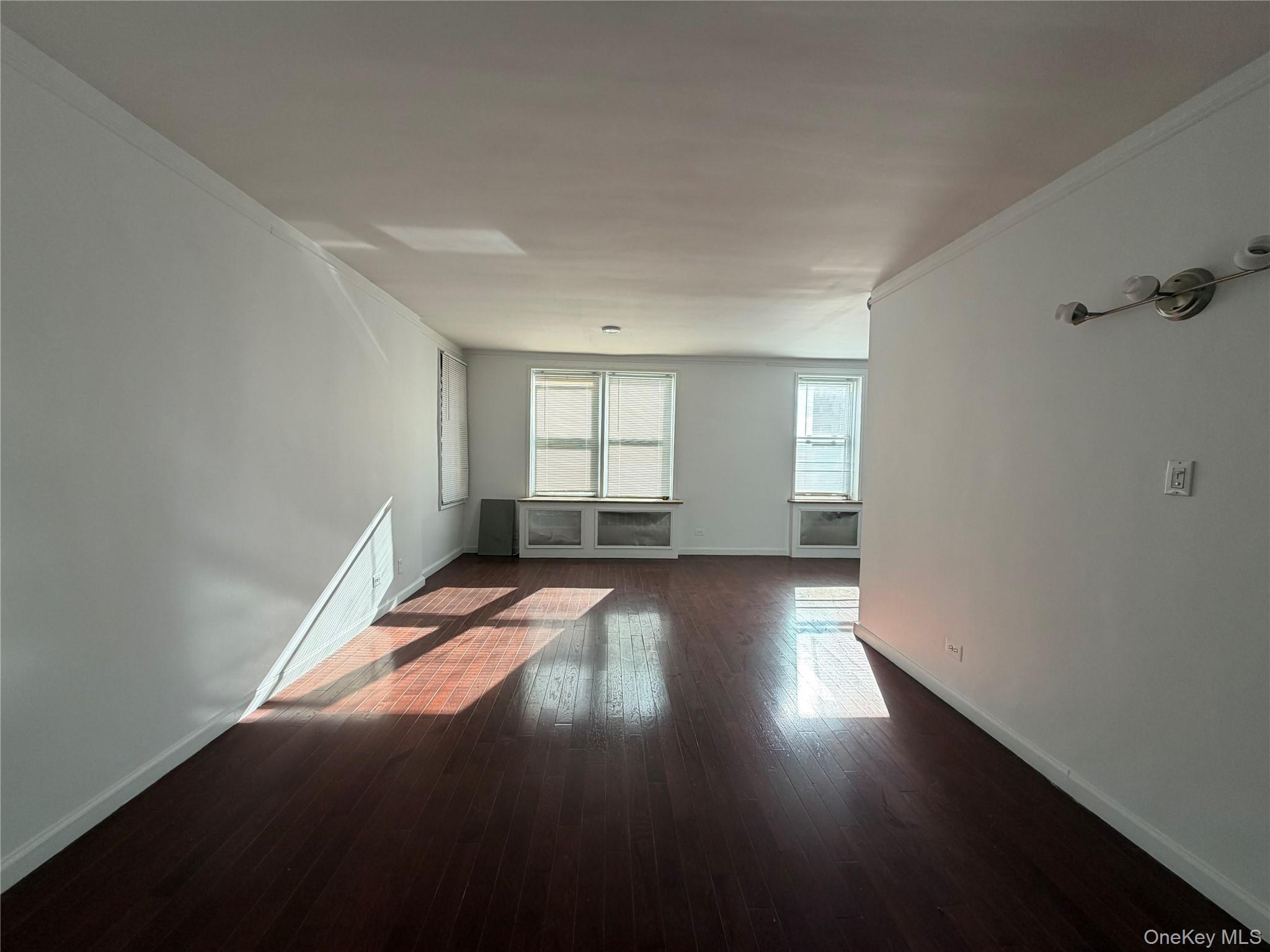 Apartment Main Street  Queens, NY 11355, MLS-942055-2