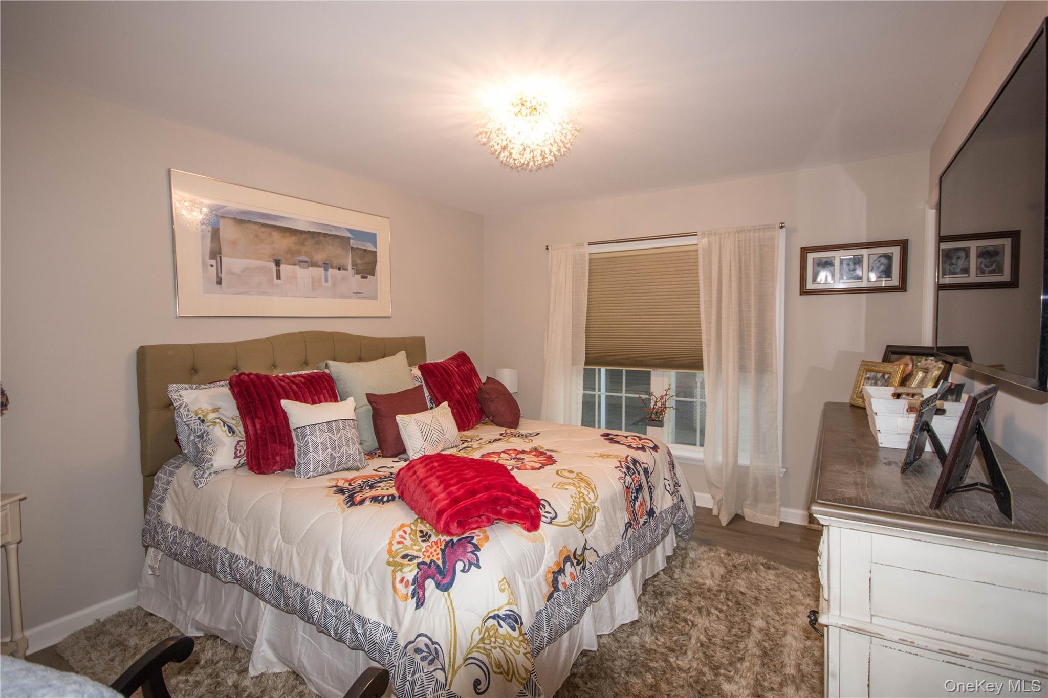 Single Family Old Country Rd  Suffolk County, NY 11901, MLS-942069-10