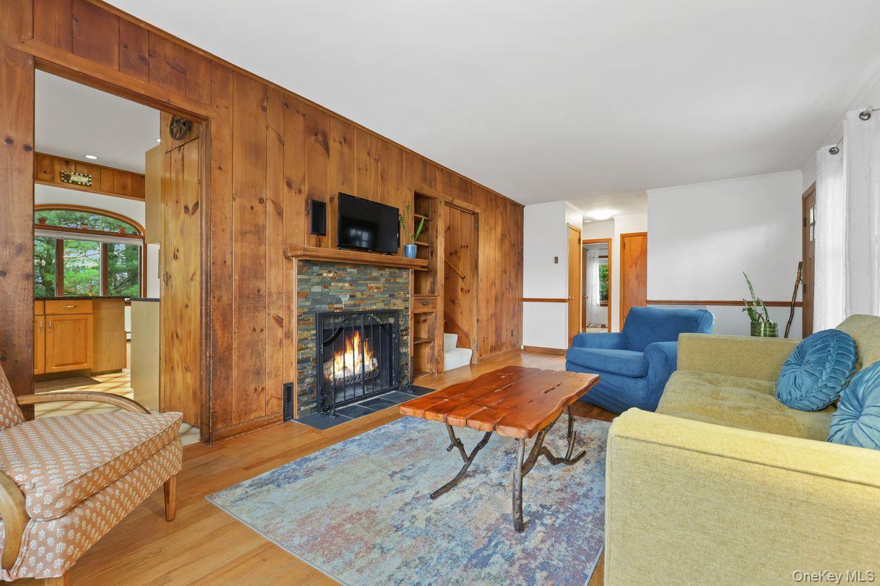 Single Family Hillcrest  Putnam County, NY 10509, MLS-942088-10