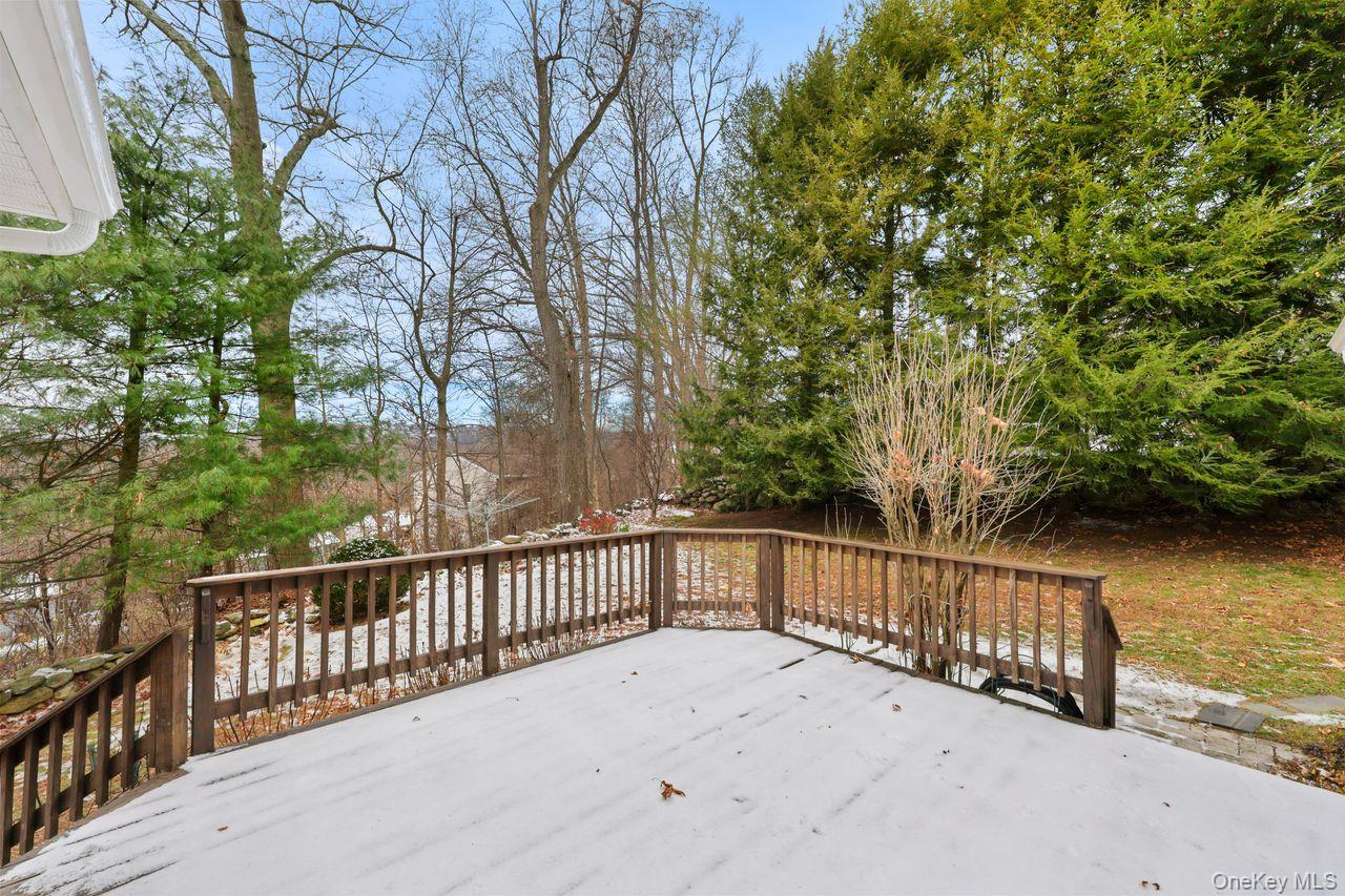 Single Family Hillcrest  Putnam County, NY 10509, MLS-942088-23