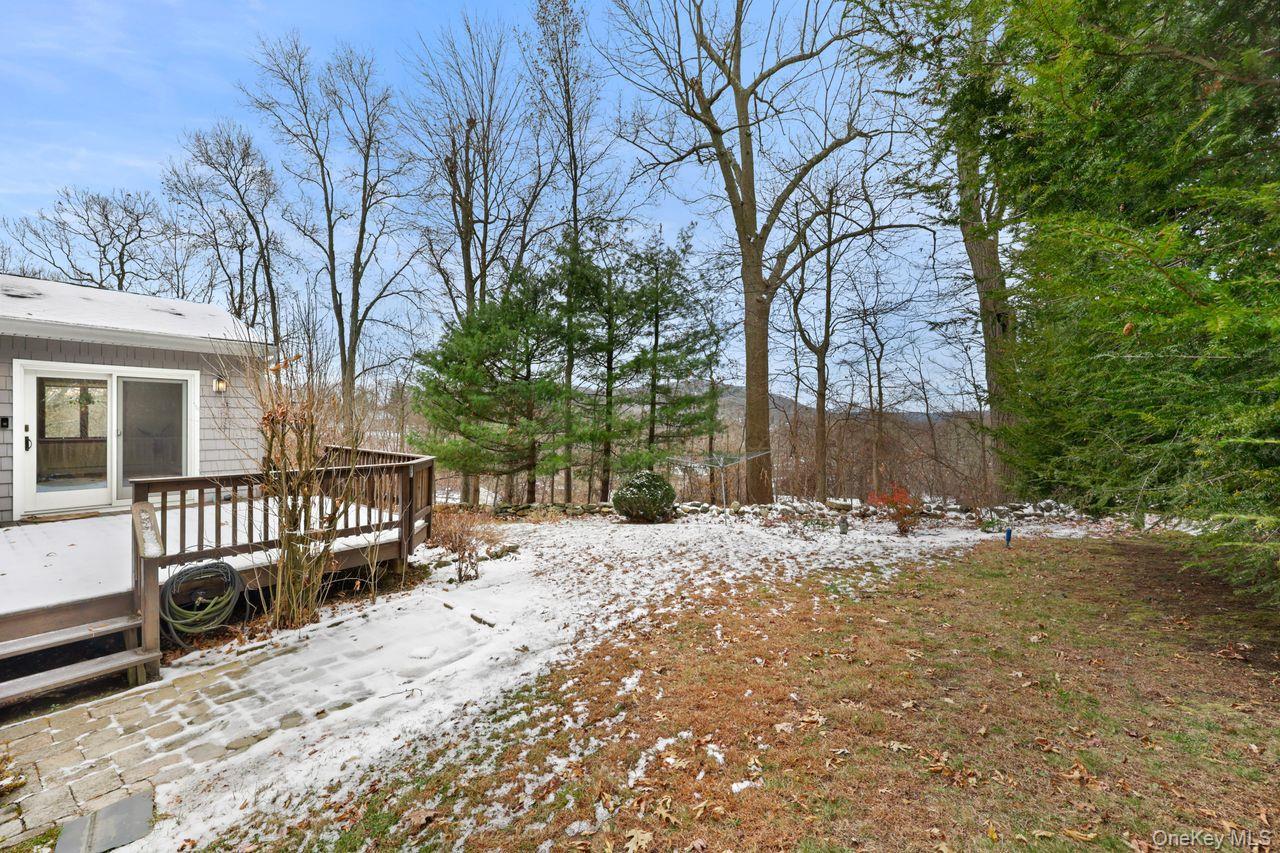 Single Family Hillcrest  Putnam County, NY 10509, MLS-942088-24