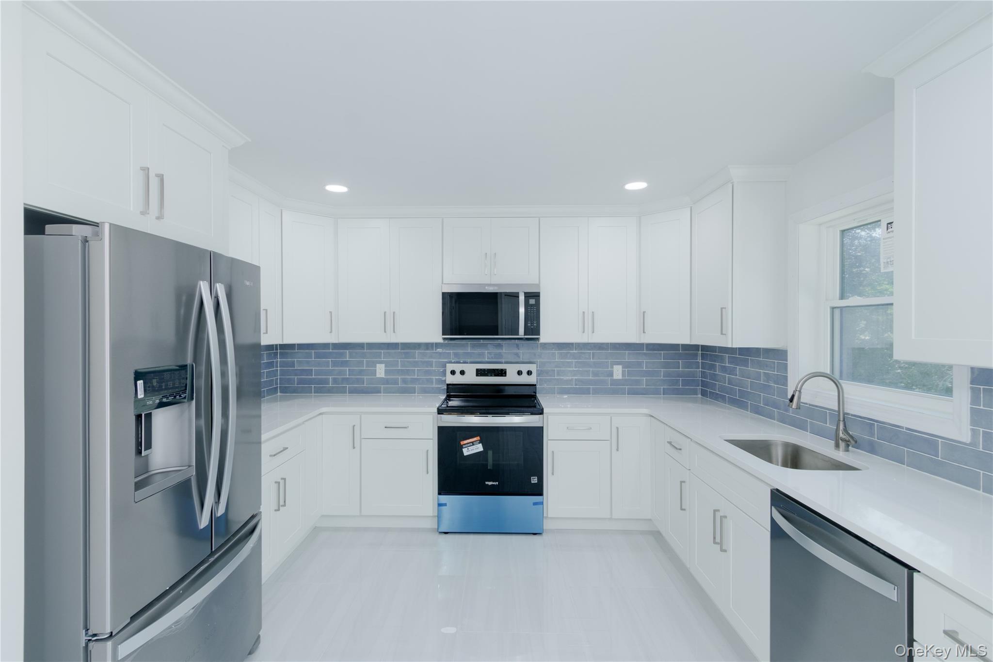 Single Family Mckinley Suffolk County, NY 11951, MLS-942106-13