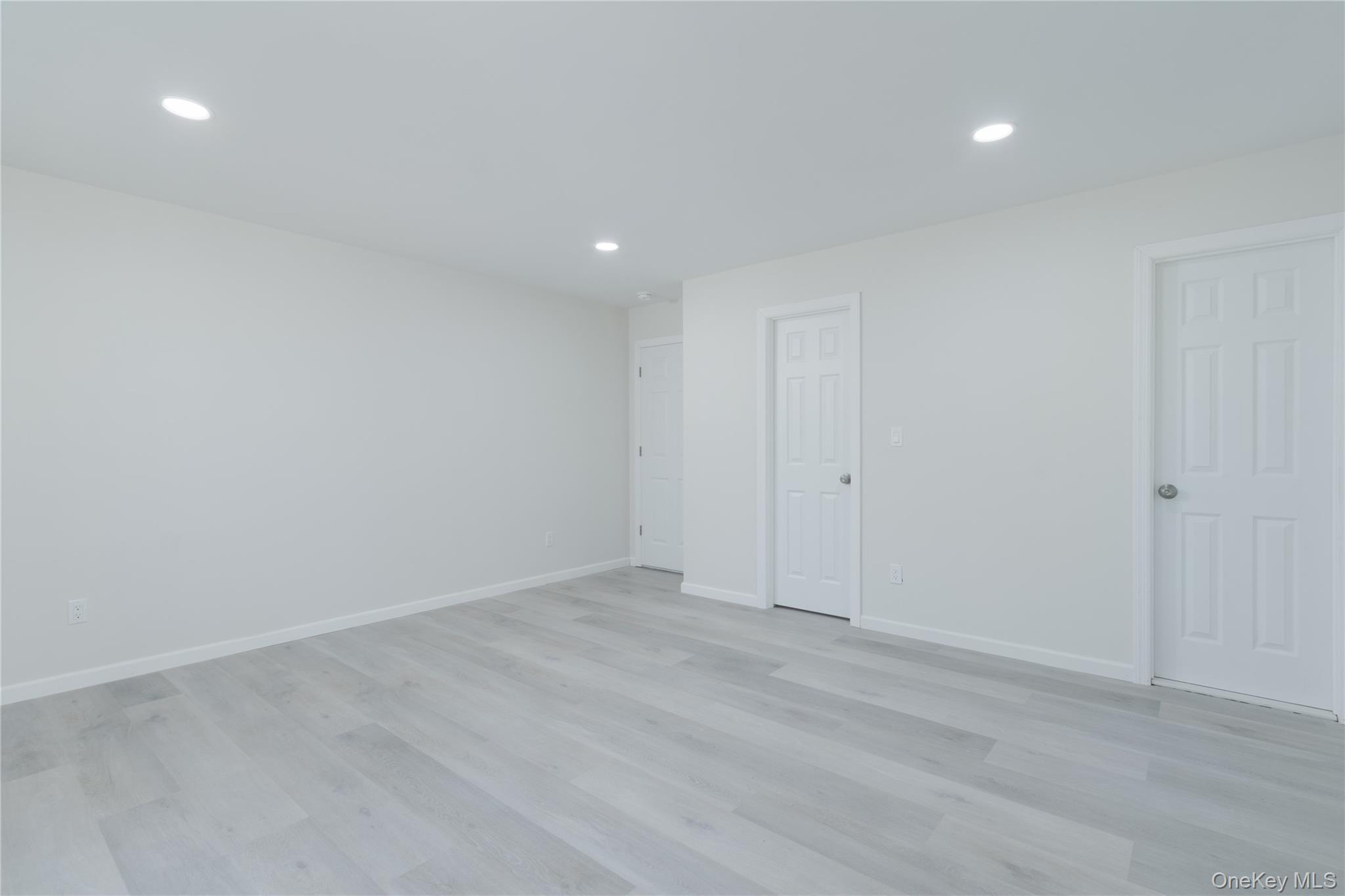 Single Family Mckinley Suffolk County, NY 11951, MLS-942106-18