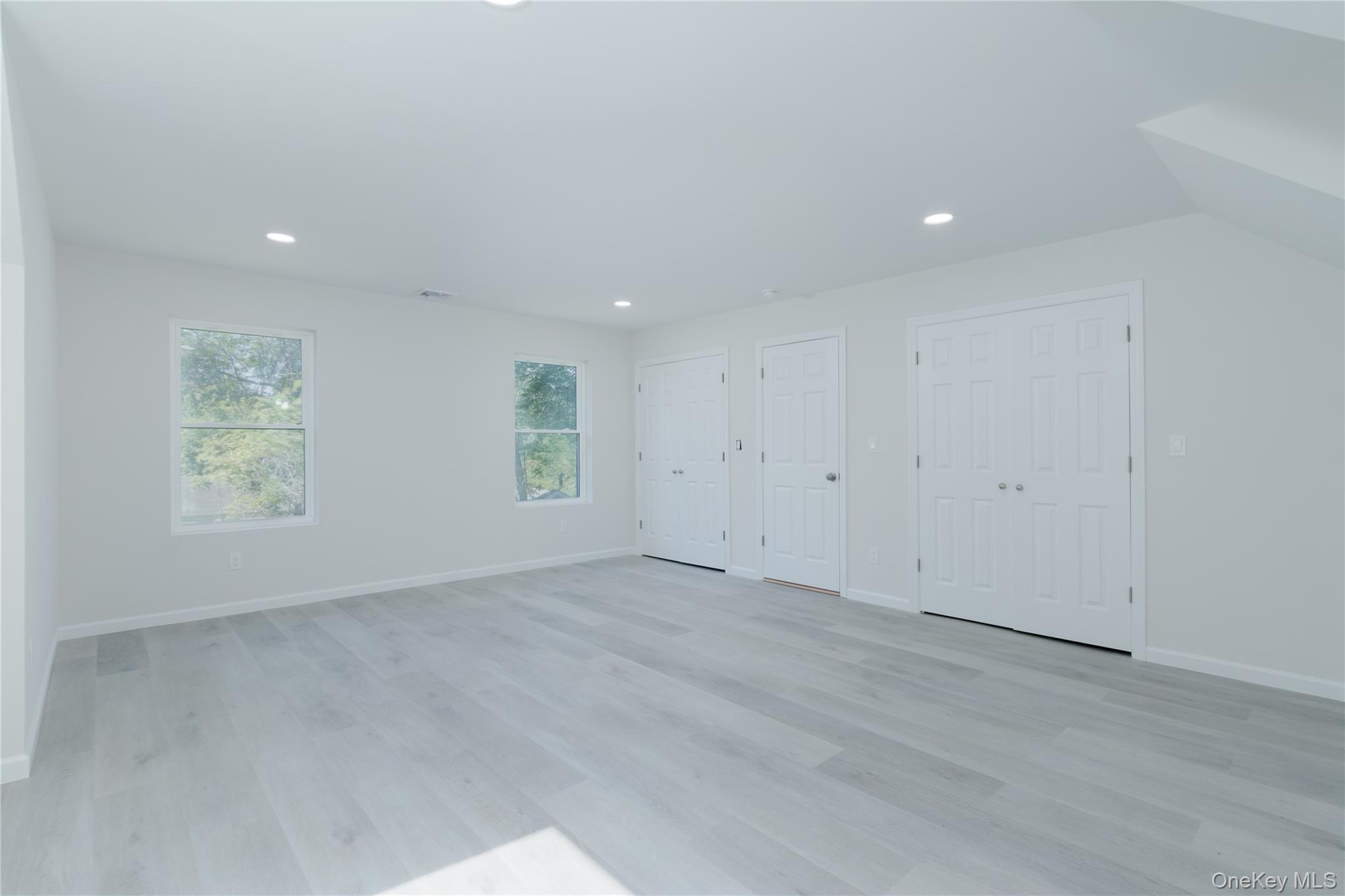 Single Family Mckinley Suffolk County, NY 11951, MLS-942106-21