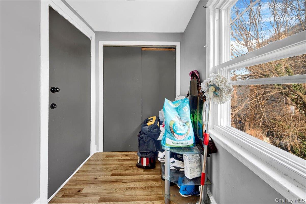 Single Family 5th  Westchester County, NY 10550, MLS-942152-9
