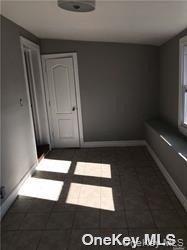 Single Family Market Nassau County, NY 11561, MLS-942158-9