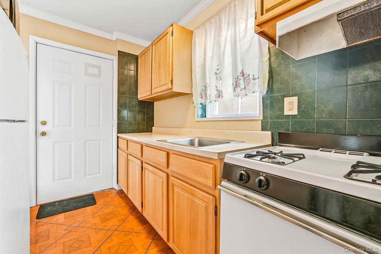 Single Family 139th Bronx, NY 10454, MLS-942162-7