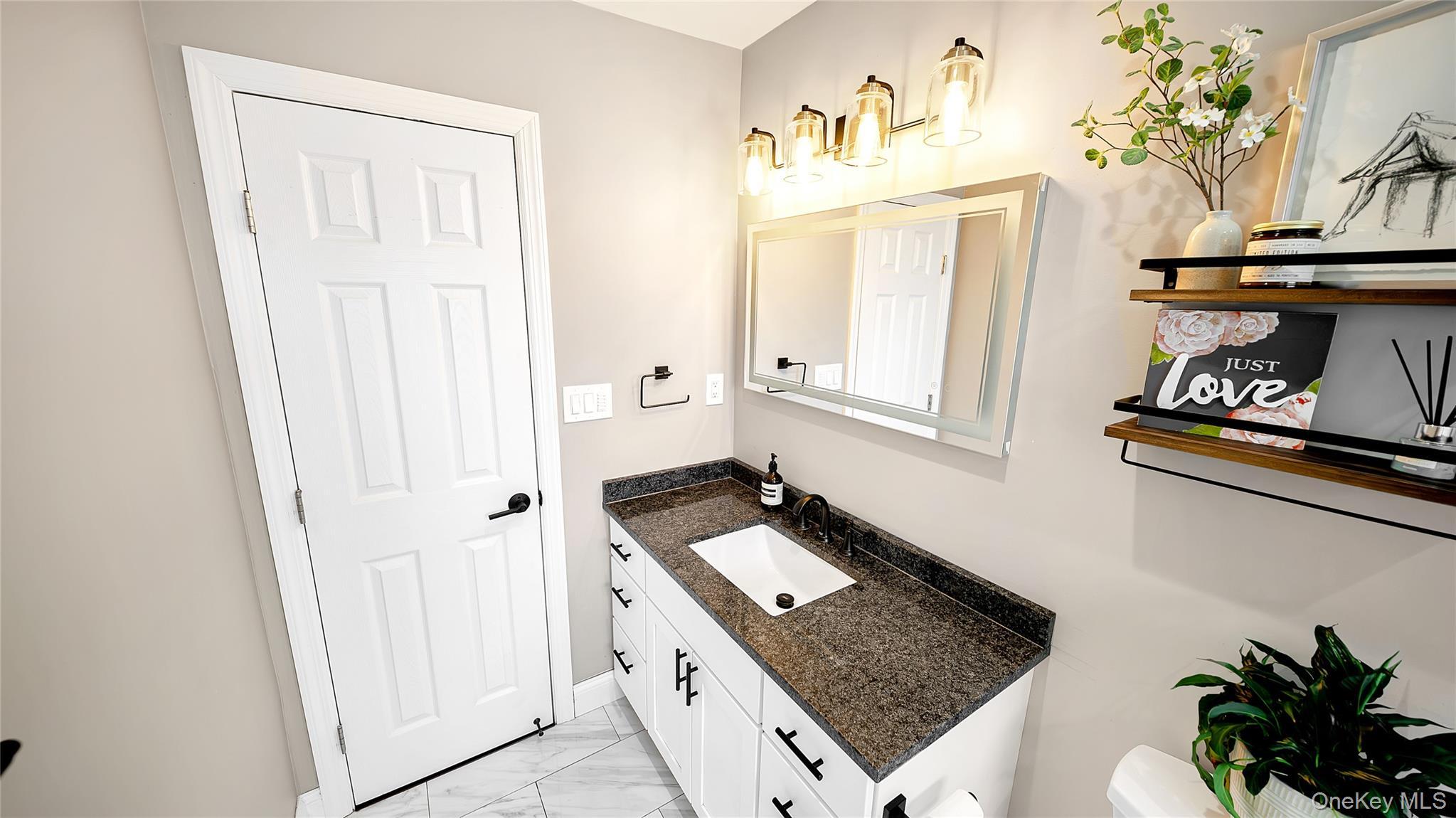 Single Family Ponder Suffolk County, NY 11729, MLS-942167-14