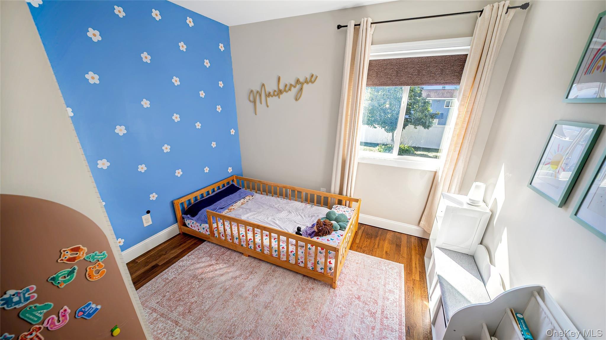 Single Family Ponder Suffolk County, NY 11729, MLS-942167-19