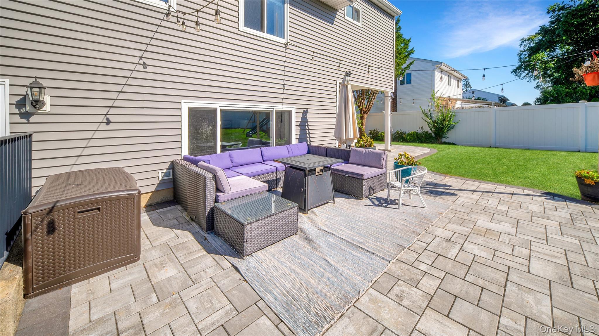 Single Family Ponder Suffolk County, NY 11729, MLS-942167-28