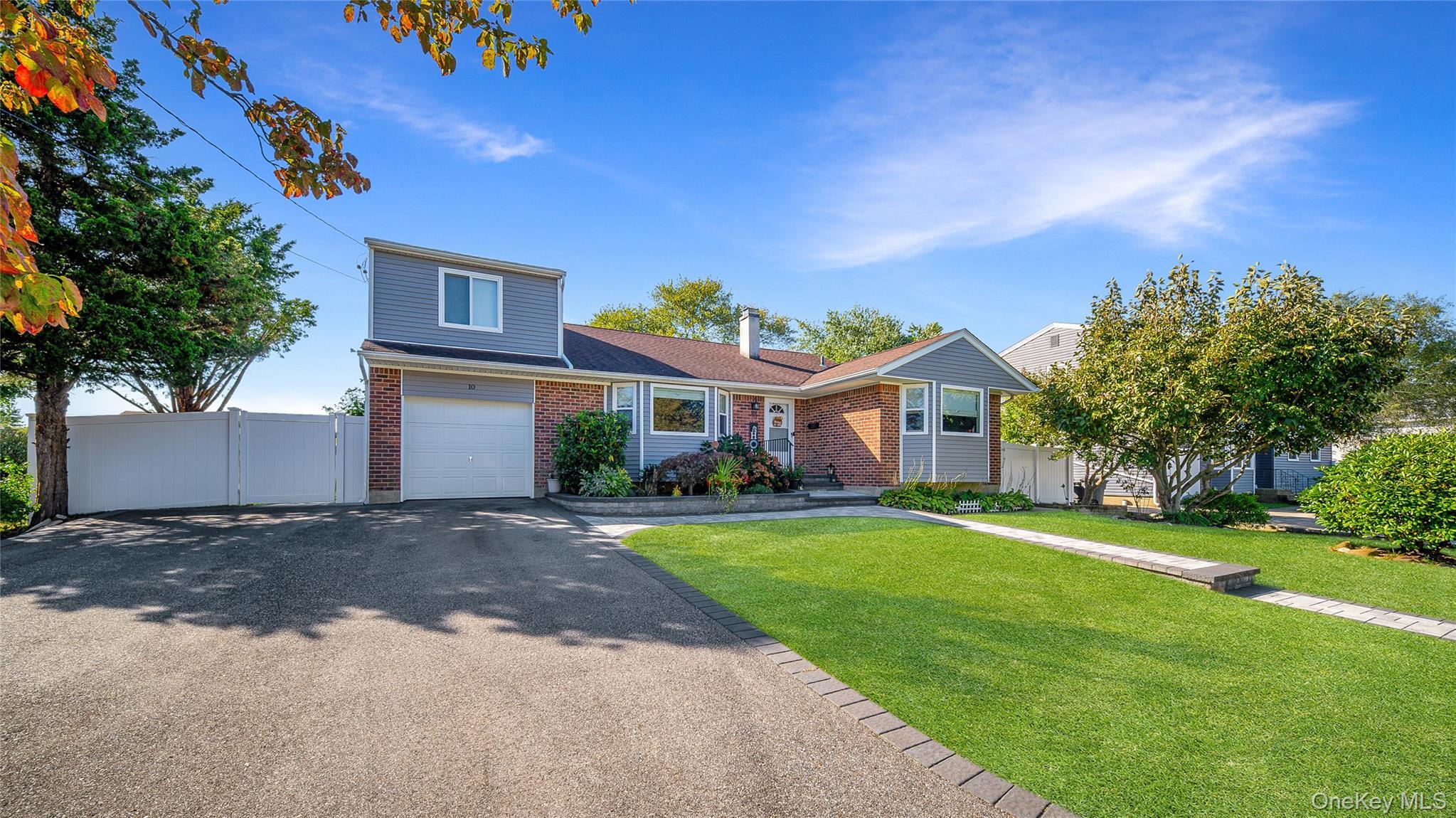 Single Family Ponder Suffolk County, NY 11729, MLS-942167-3