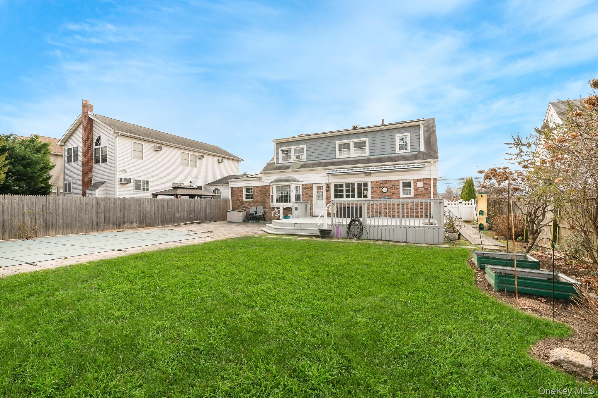 Single Family Wilburne  Nassau County, NY 11783, MLS-942173-7