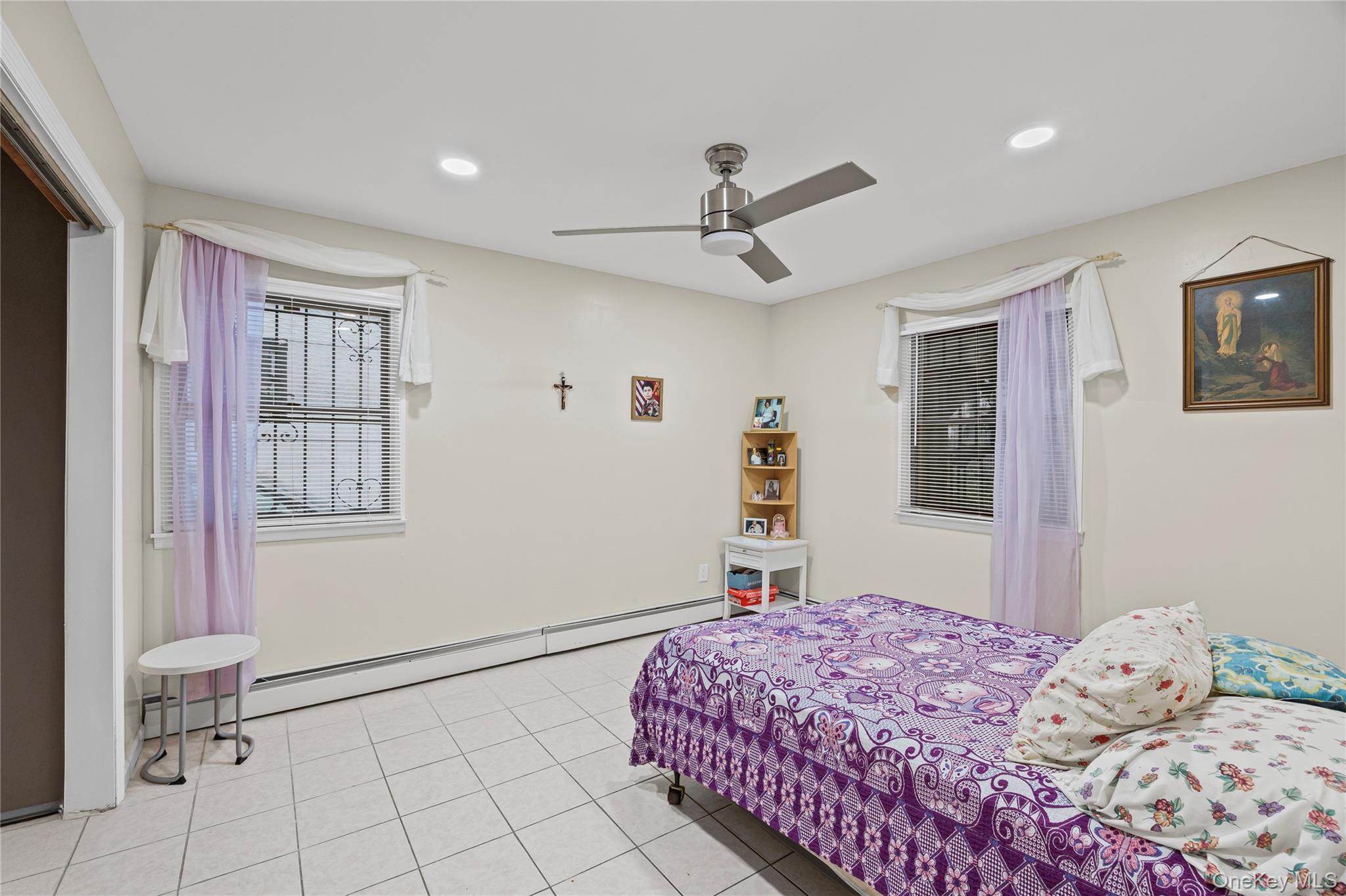 Single Family Union  Nassau County, NY 11550, MLS-942174-15