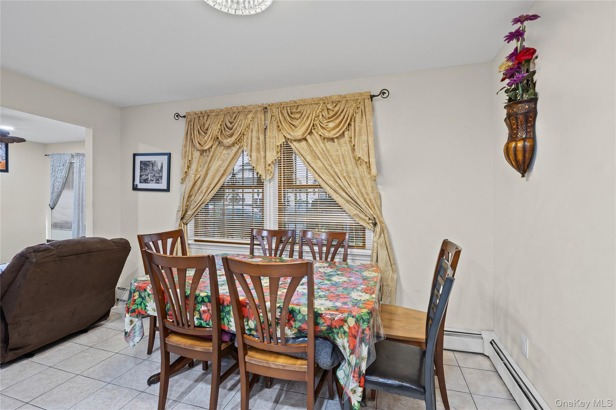 Single Family Union  Nassau County, NY 11550, MLS-942174-7