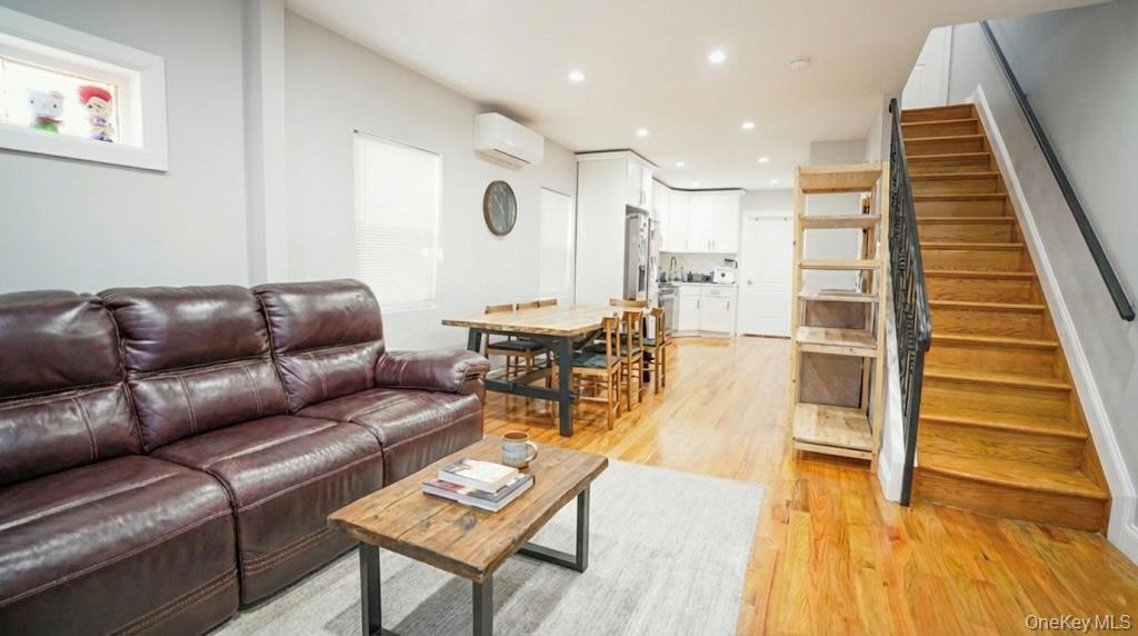 Single Family 135th Queens, NY 11420, MLS-942196-3