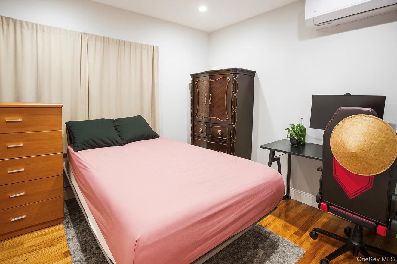 Single Family 135th Queens, NY 11420, MLS-942196-8