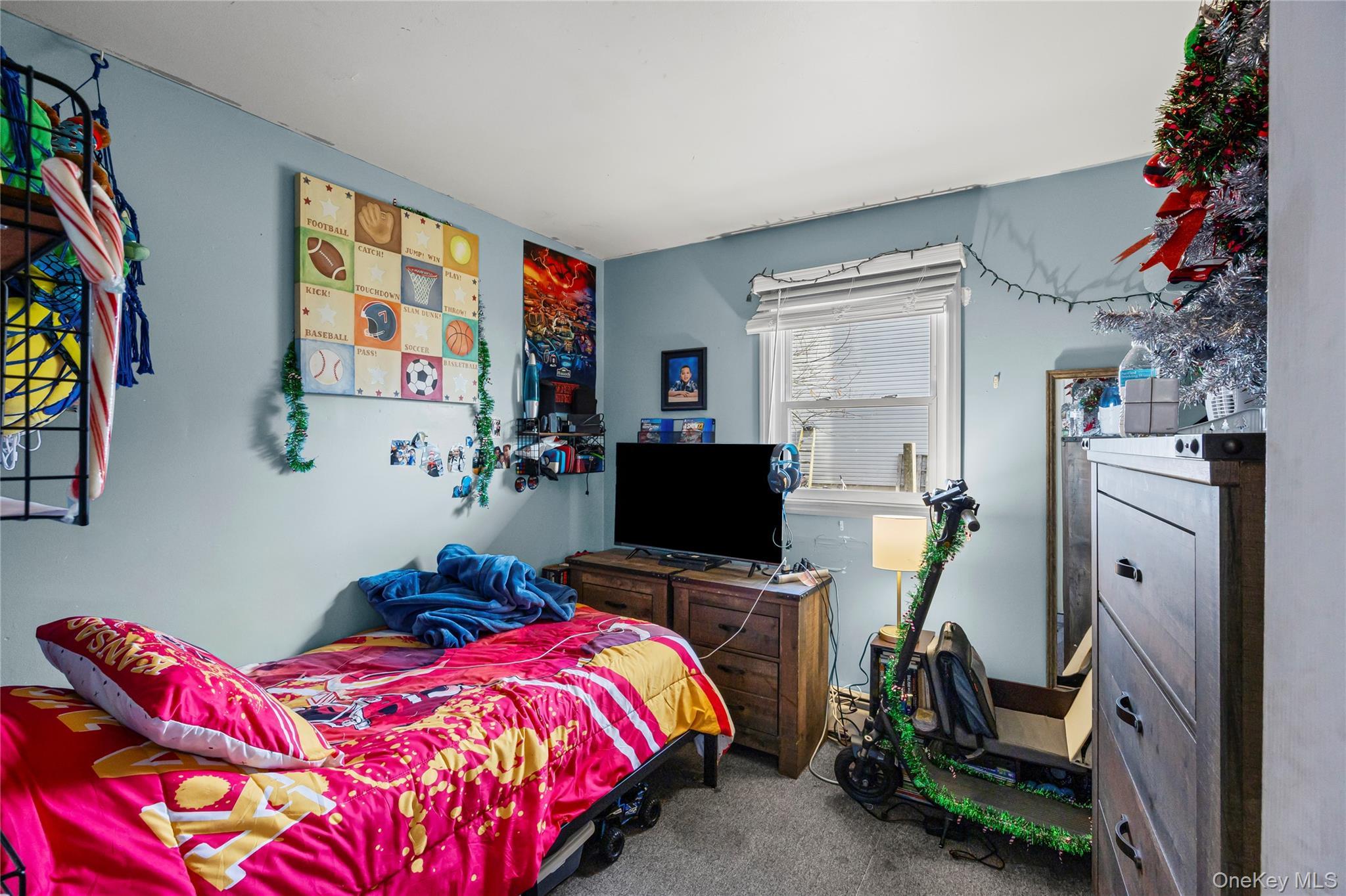 Single Family Fairview Suffolk County, NY 11967, MLS-942197-15