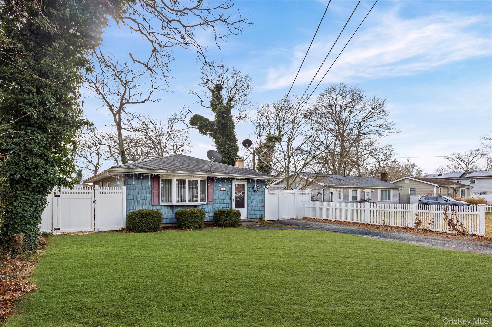 Single Family Fairview Suffolk County, NY 11967, MLS-942197-23