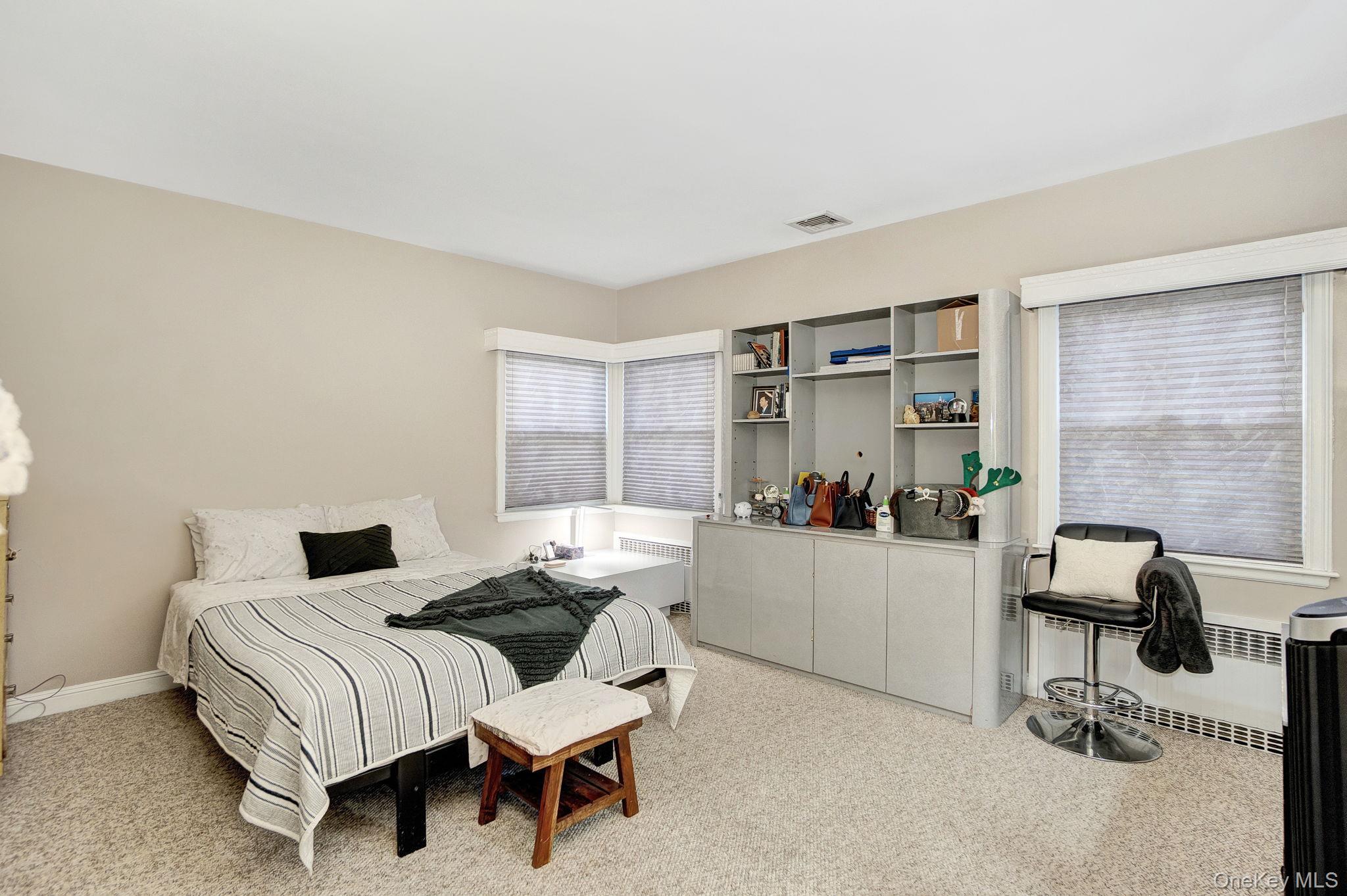 Single Family Bixby Nassau County, NY 11510, MLS-942198-23