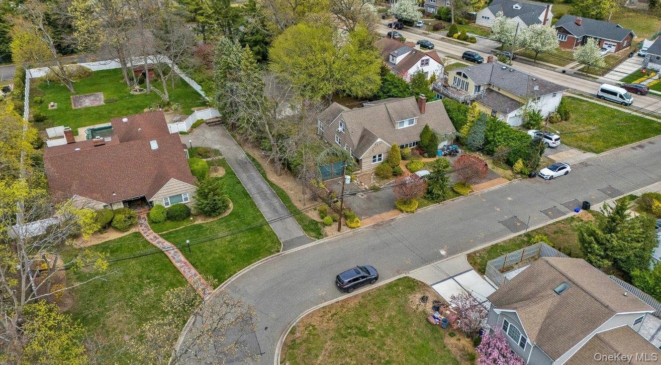 Single Family Bixby Nassau County, NY 11510, MLS-942198-7